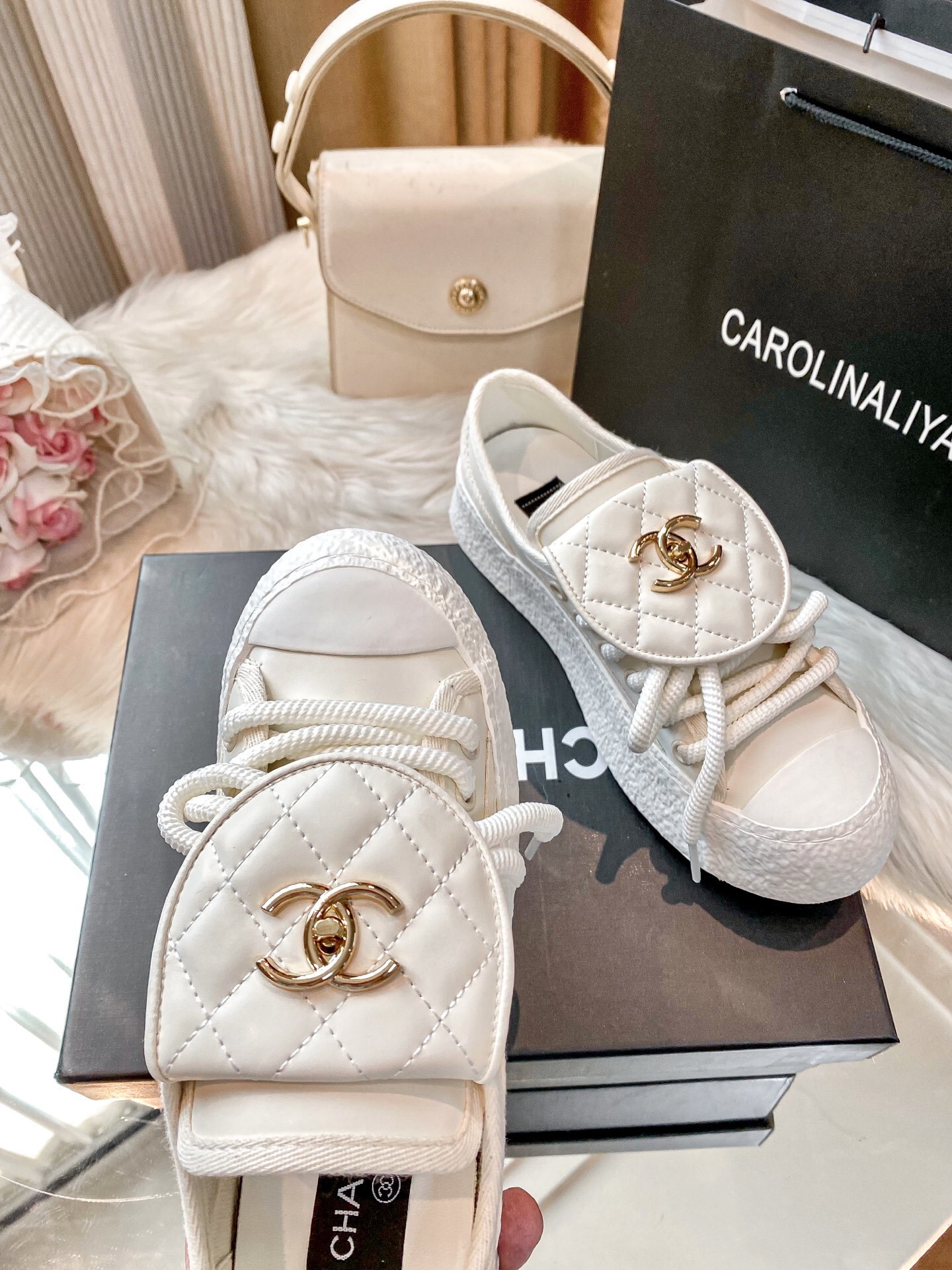 LG714    59.99$ gallery