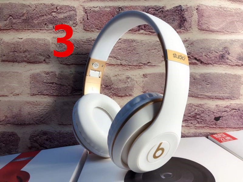 3430-  Beats studio3 32.12$  CODE 201 gallery