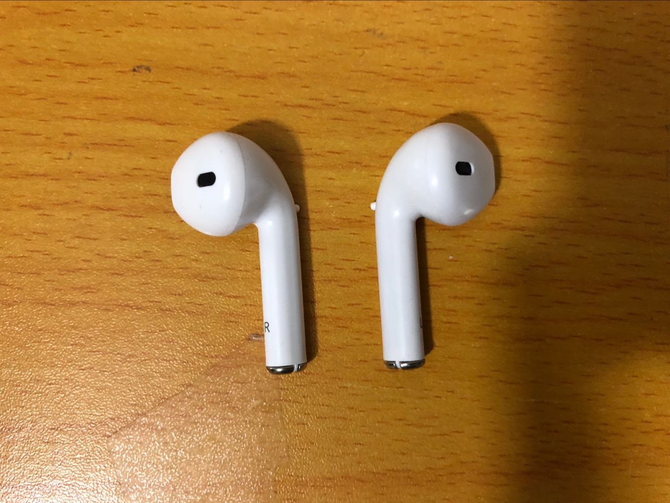 3442-  Apple AirPods 28.92$  CODE 200-3442-D gallery