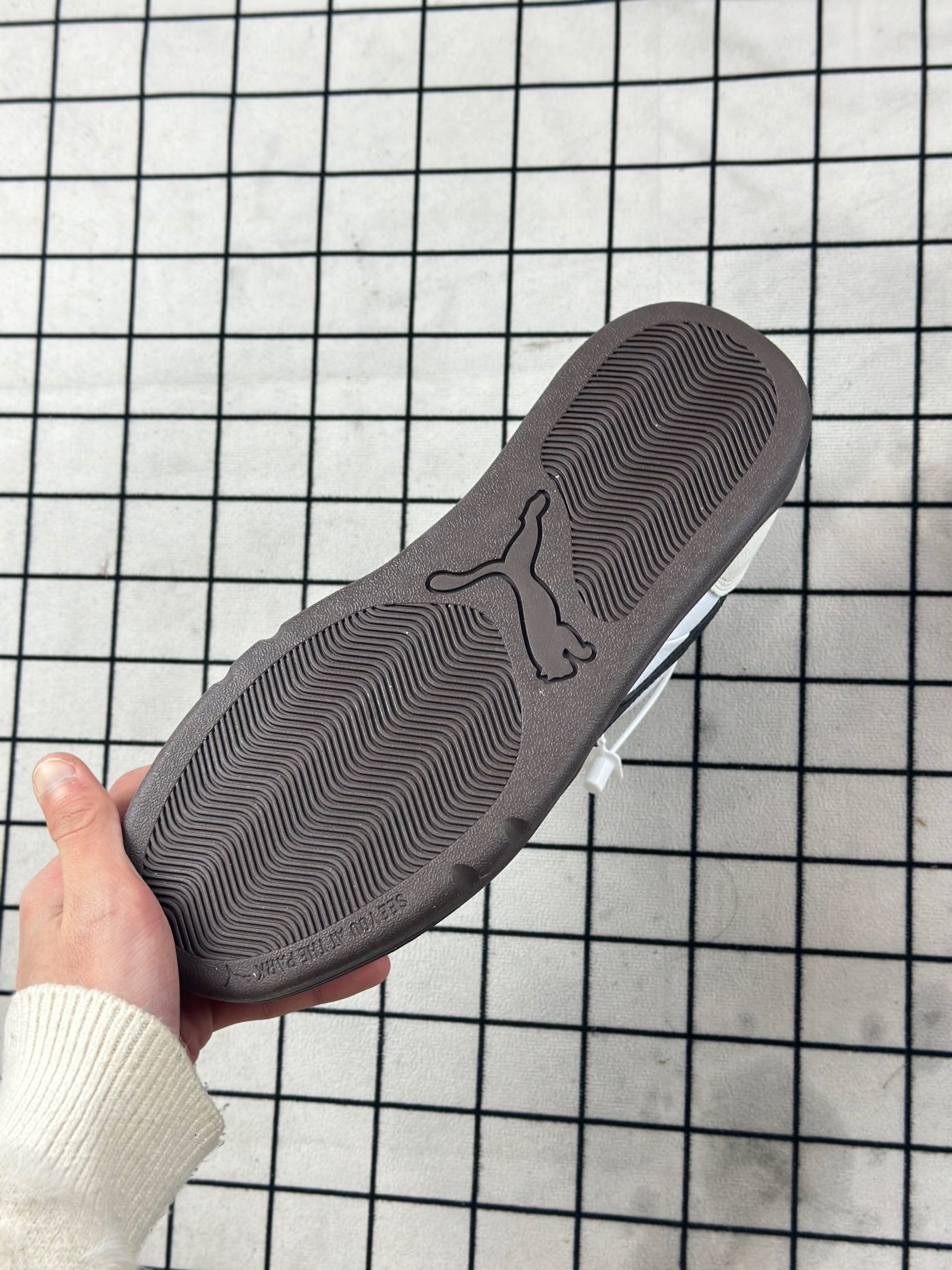 54.69$  PUMA    code 351-6890-R gallery