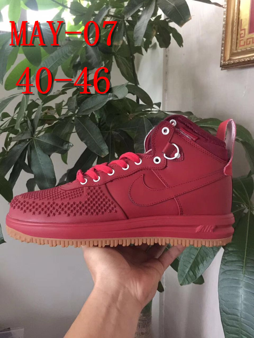59.99$ NIKE LUNAR FORCE code 351-5946-R gallery
