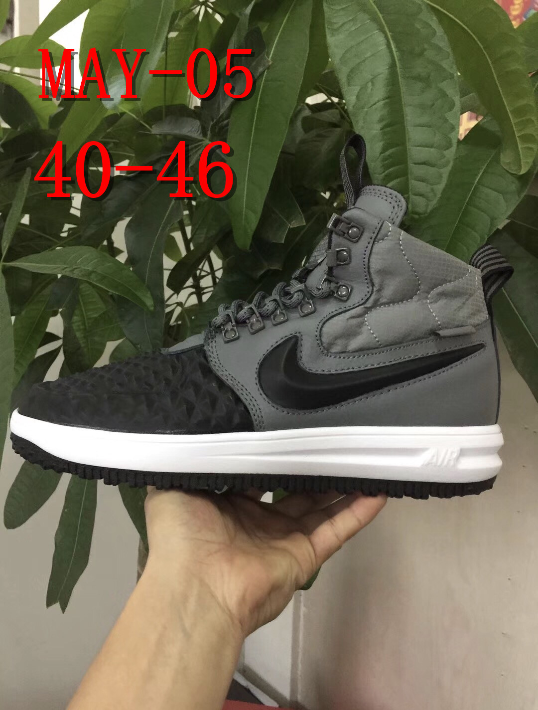 59.99$ NIKE LUNAR FORCE code 351-5946-R gallery