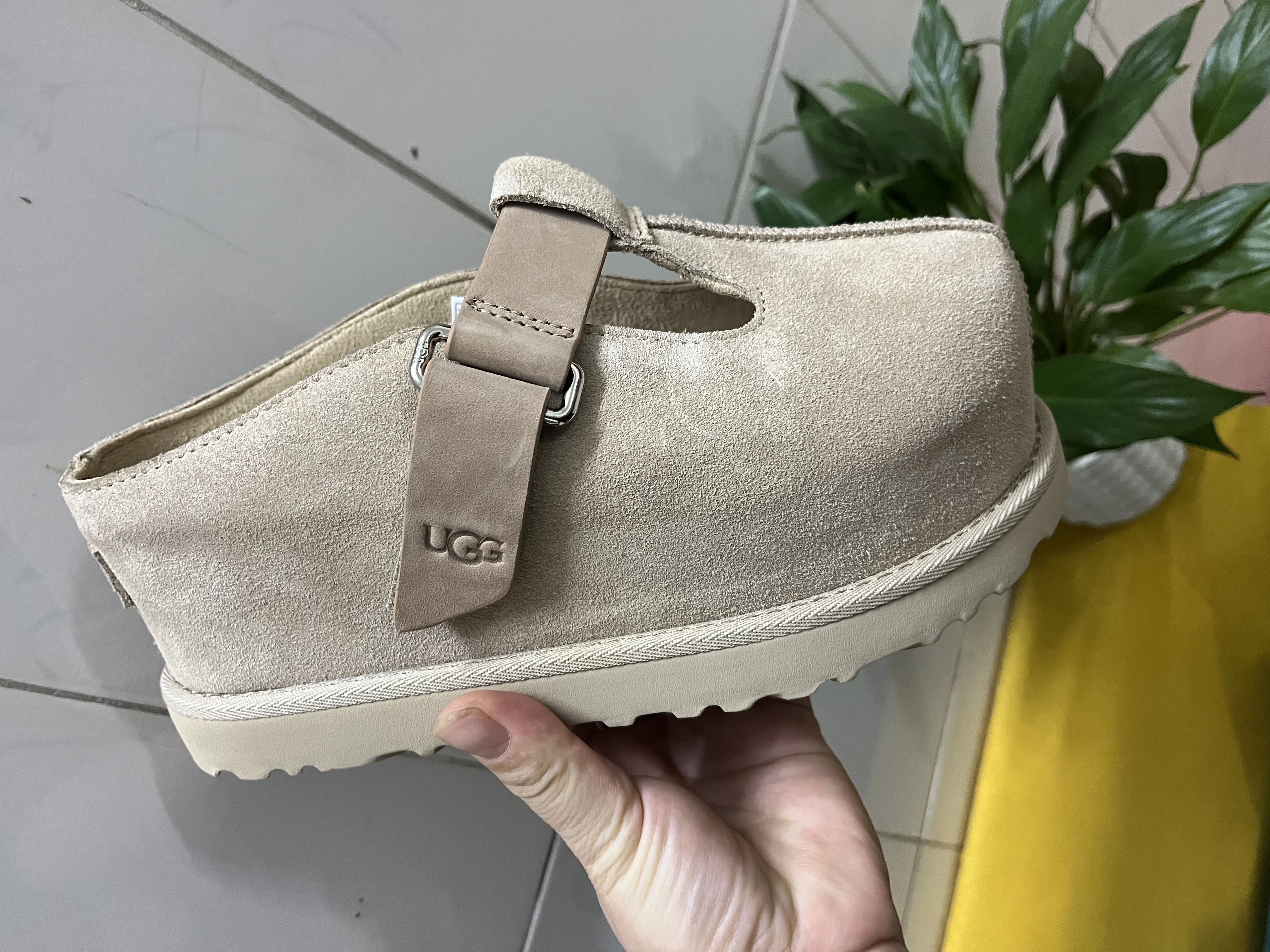 79.99$    code-525-7379-R gallery