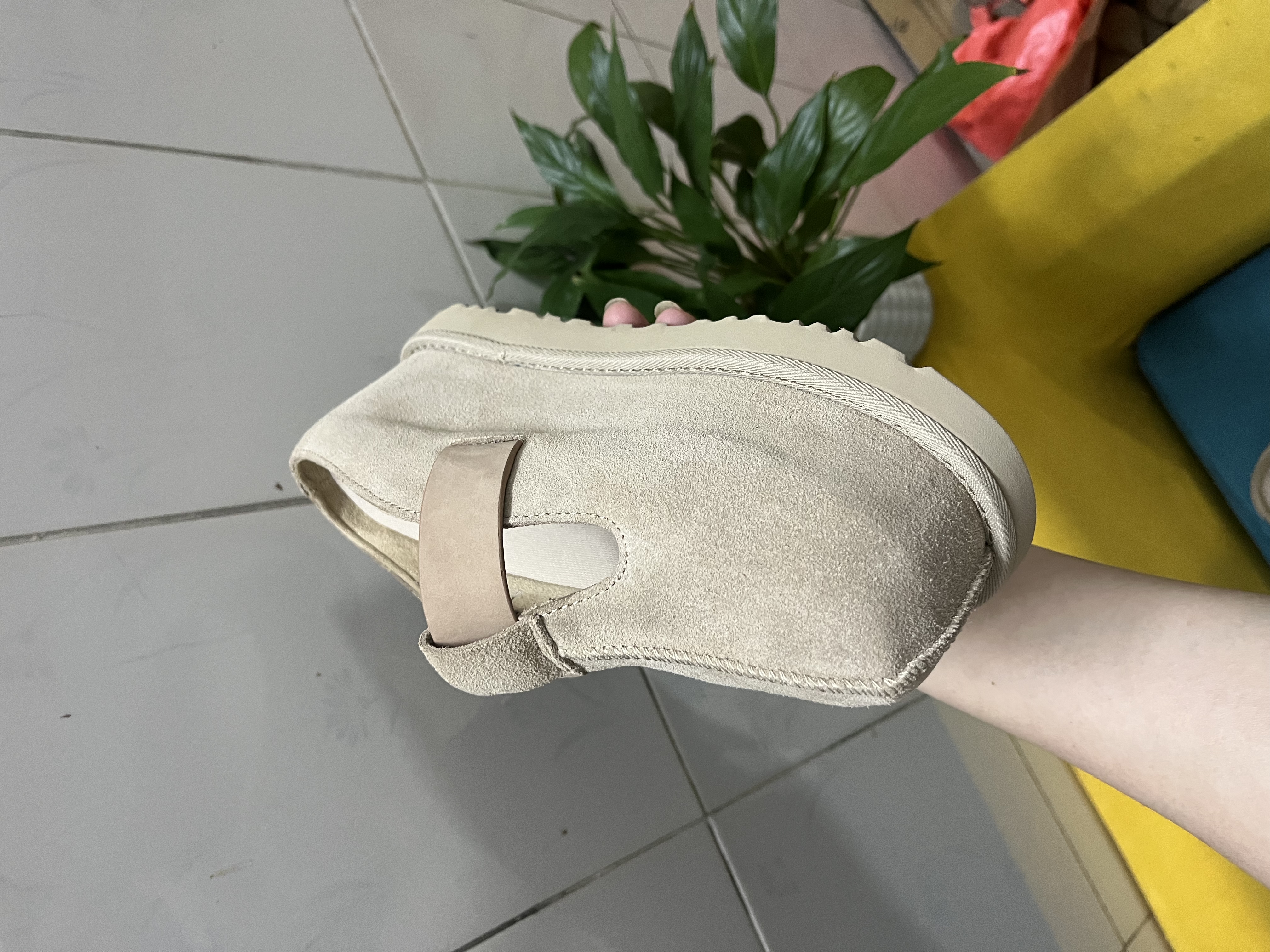 79.99$    code-525-7379-R gallery
