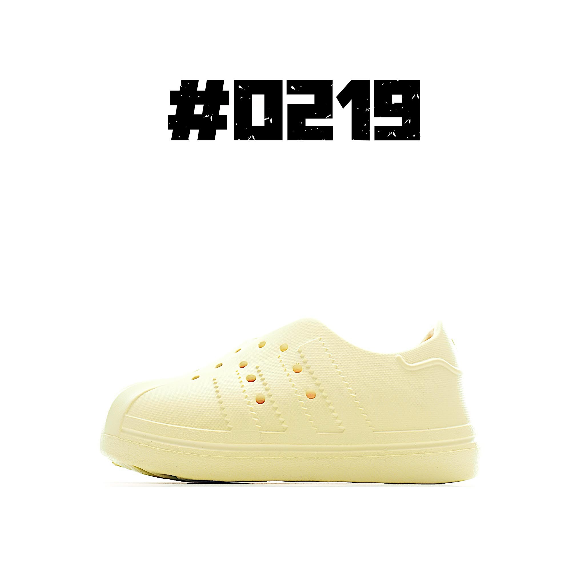 ADIDAS 35.13$   CODE 294-7459-R gallery