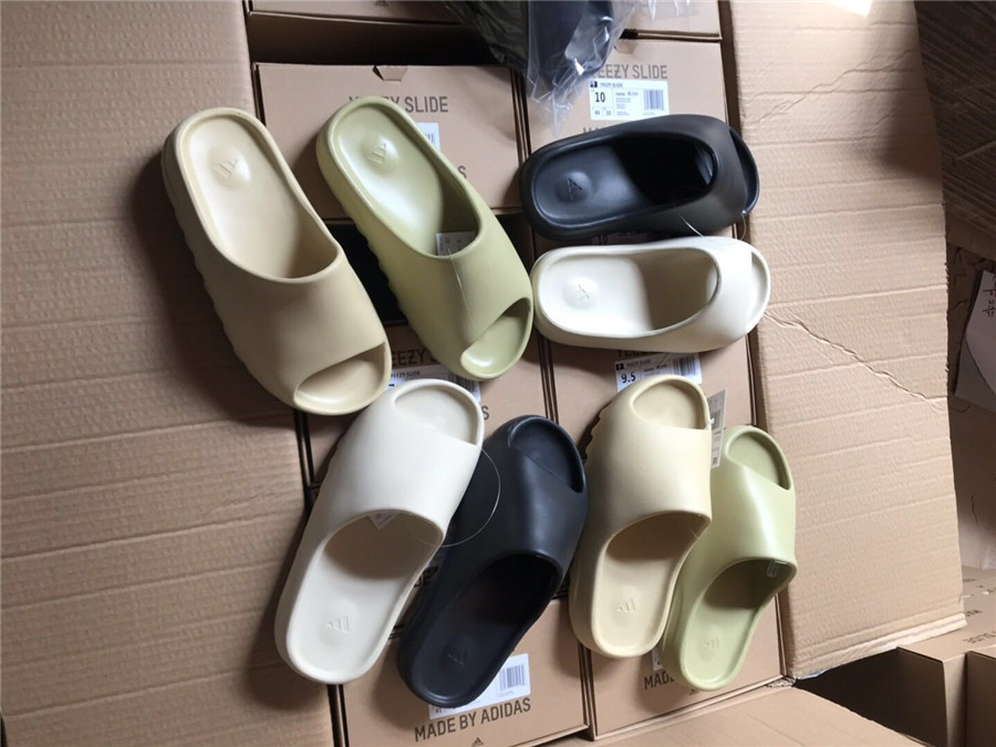 Adidas originals Yeezy Slide Bone 33.33$   CODE 351-2746 -R gallery