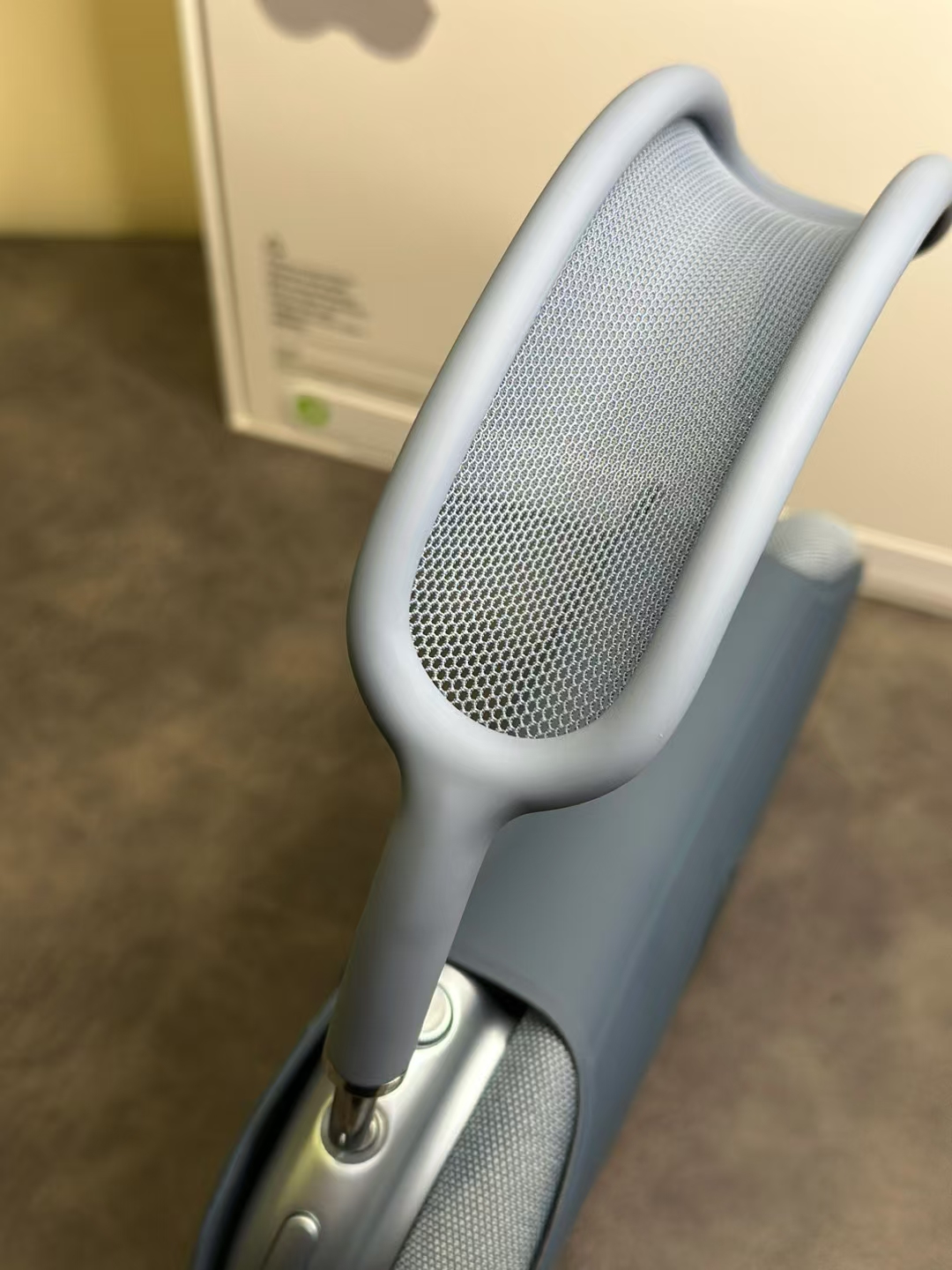 AirPods Max2 ANC Metal  136.66$  code 429-7575-RD gallery