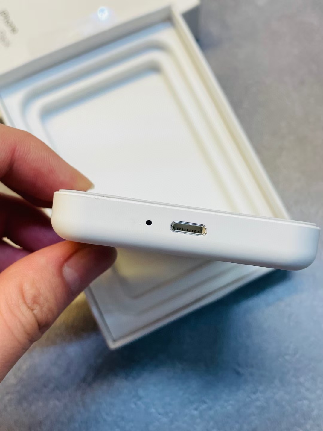 Apple 36.99$  code 200-7477-RD gallery