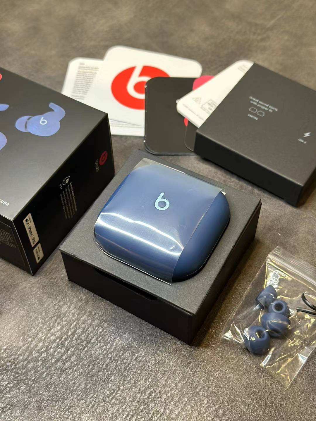BEATS FIT PRO 41.66$  code 429-7584-RD gallery