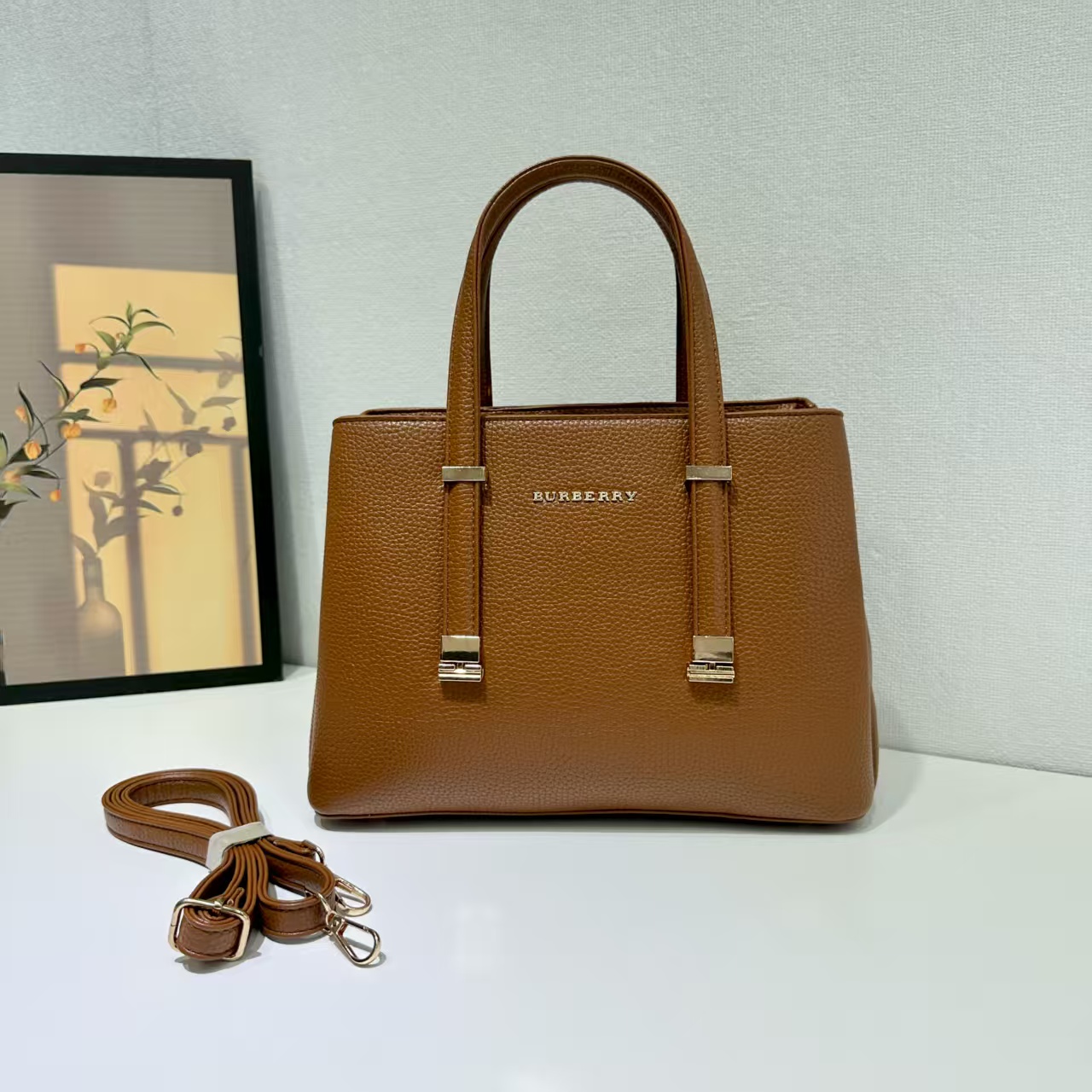 BURBERRY 41.47$   CODE 404-7578-R gallery