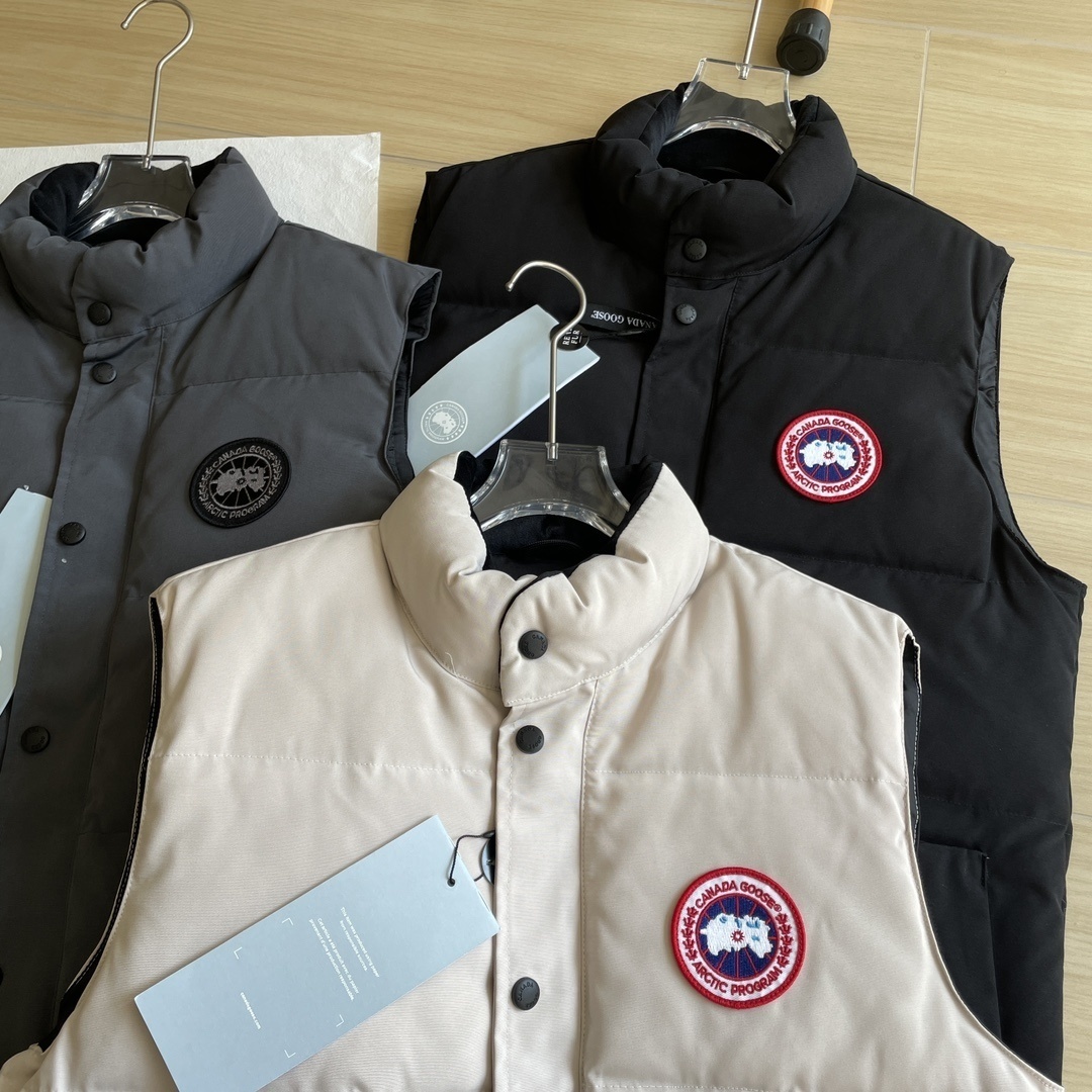 CANADA GOOSE   65.99$   code 420-7633-R gallery