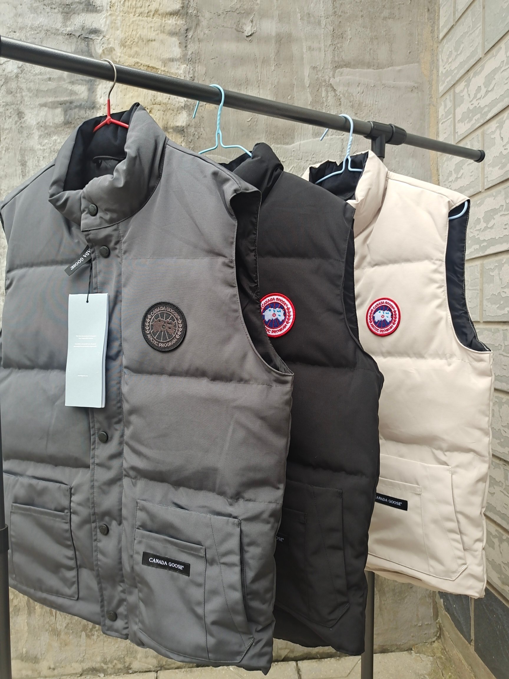 CANADA GOOSE   65.99$   code 420-7633-R gallery