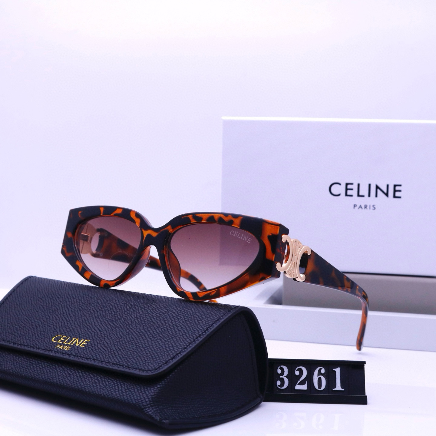 CELINE 22.44$   code 454-7355-R gallery
