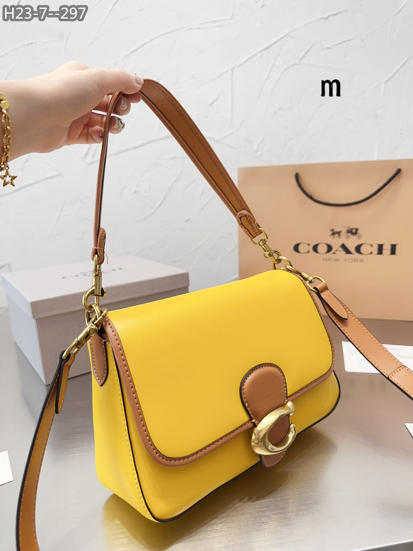 COACH 58.66$  code 306-6632-R gallery
