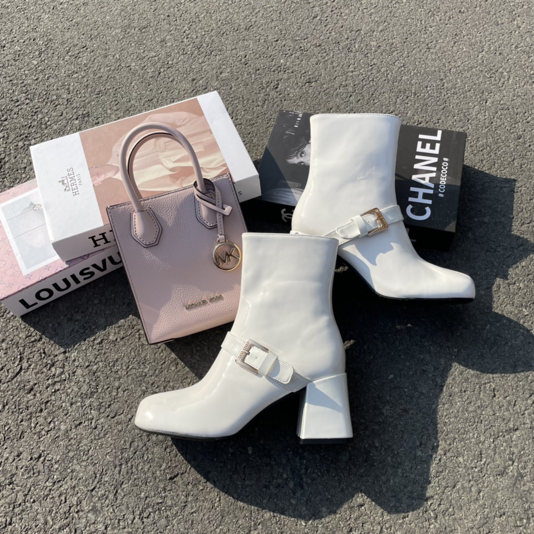 Chanel  52.99$  code 449-6263-R gallery