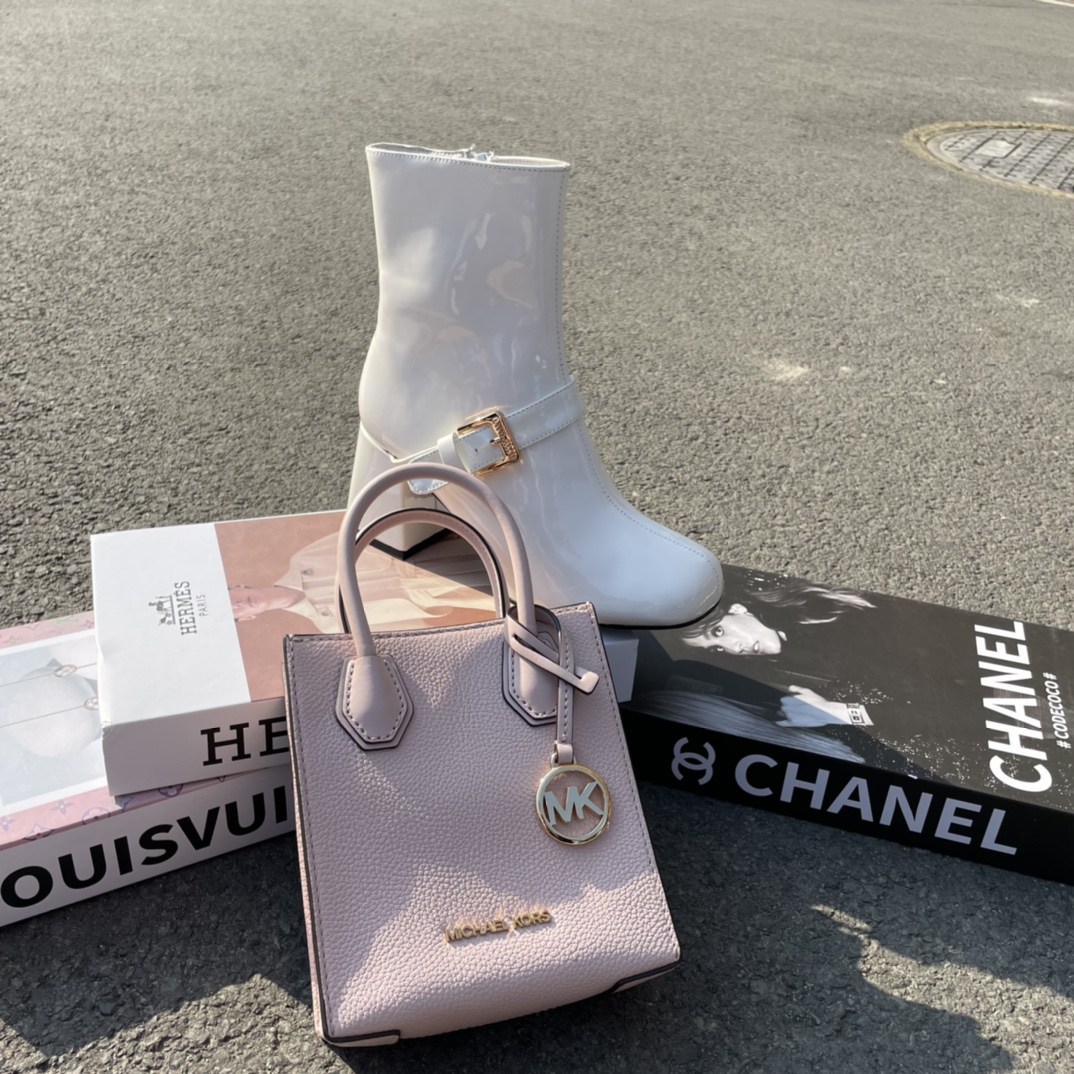 Chanel  52.99$  code 449-6263-R gallery