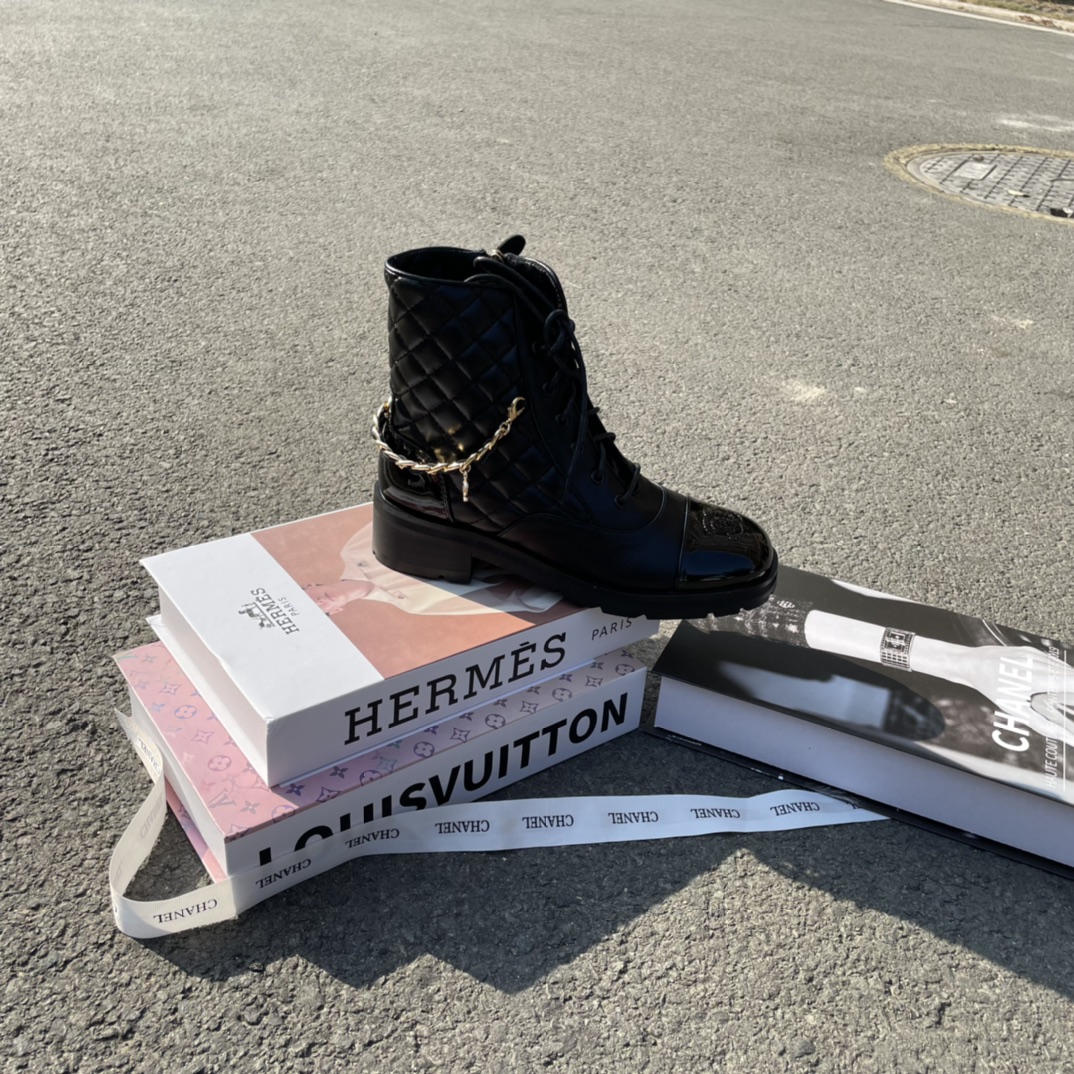 Chanel 74.99$  CODE 449-6262-R gallery