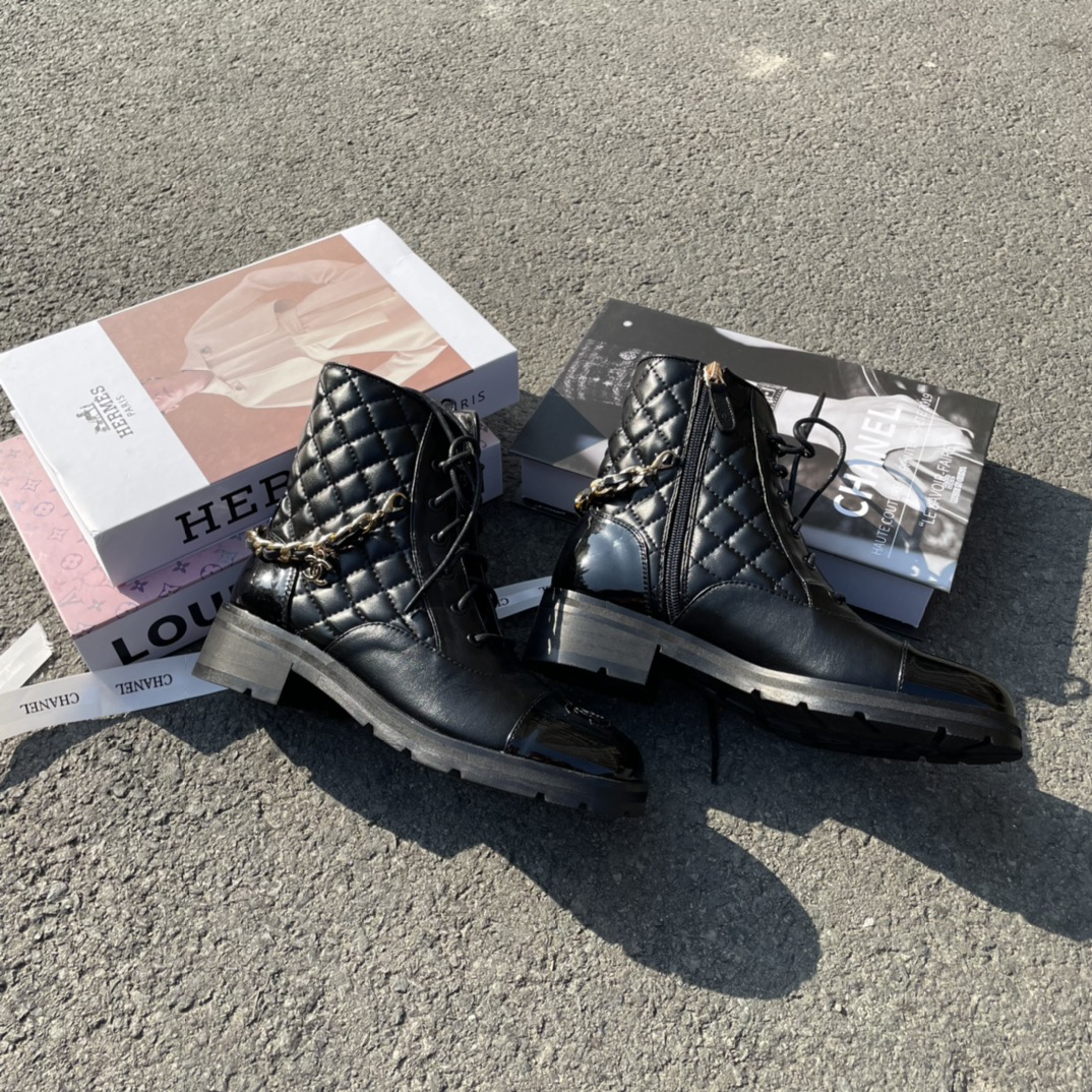 Chanel 74.99$  CODE 449-6262-R gallery
