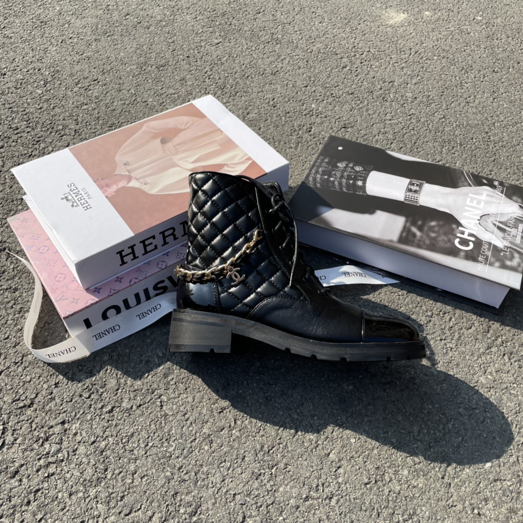 Chanel 74.99$  CODE 449-6262-R gallery