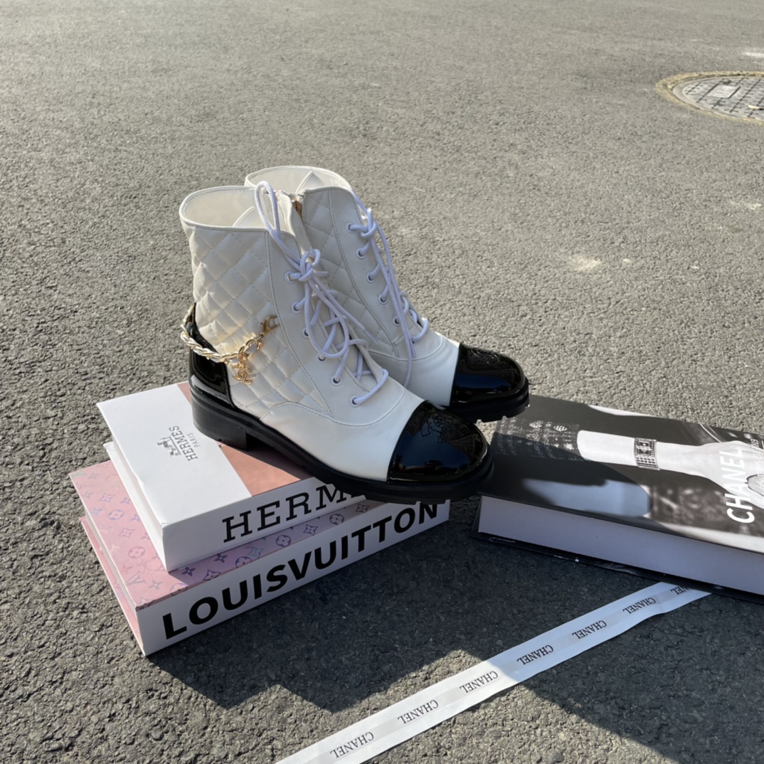 Chanel 74.99$  CODE 449-6262-R gallery