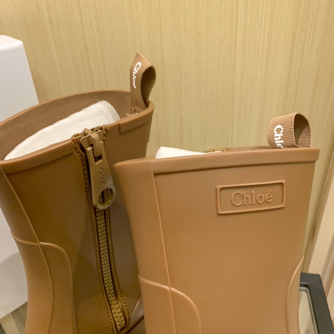 Chloe 59.76$  code 449-6275-R gallery