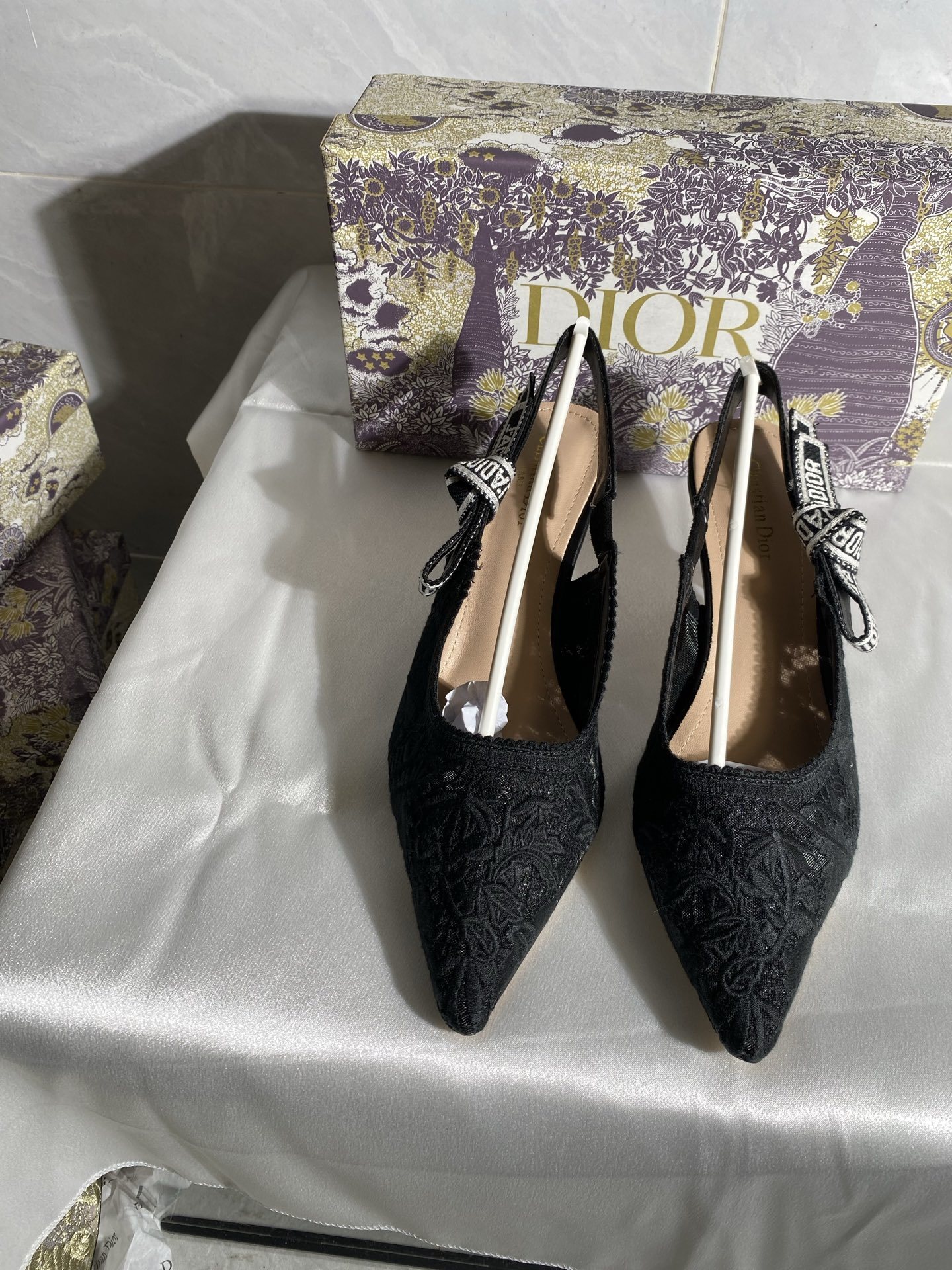 DIOR 48.61$     code 449-7656-R gallery