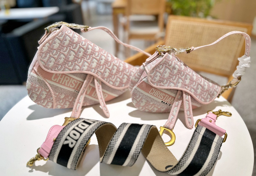 Dior 56.54$    code 306-7376-R gallery