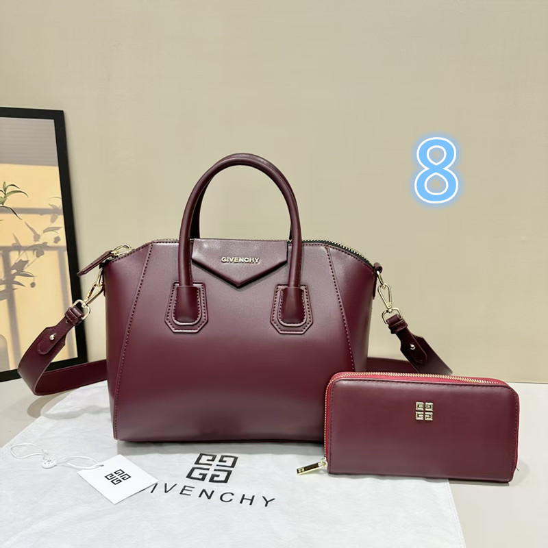 GIVENCHY 44.64$    CODE 404-7577-R gallery