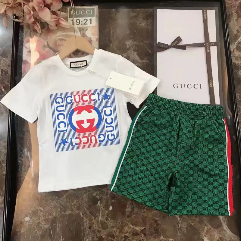 GUCCI 22.66$  code  230-5884-R gallery