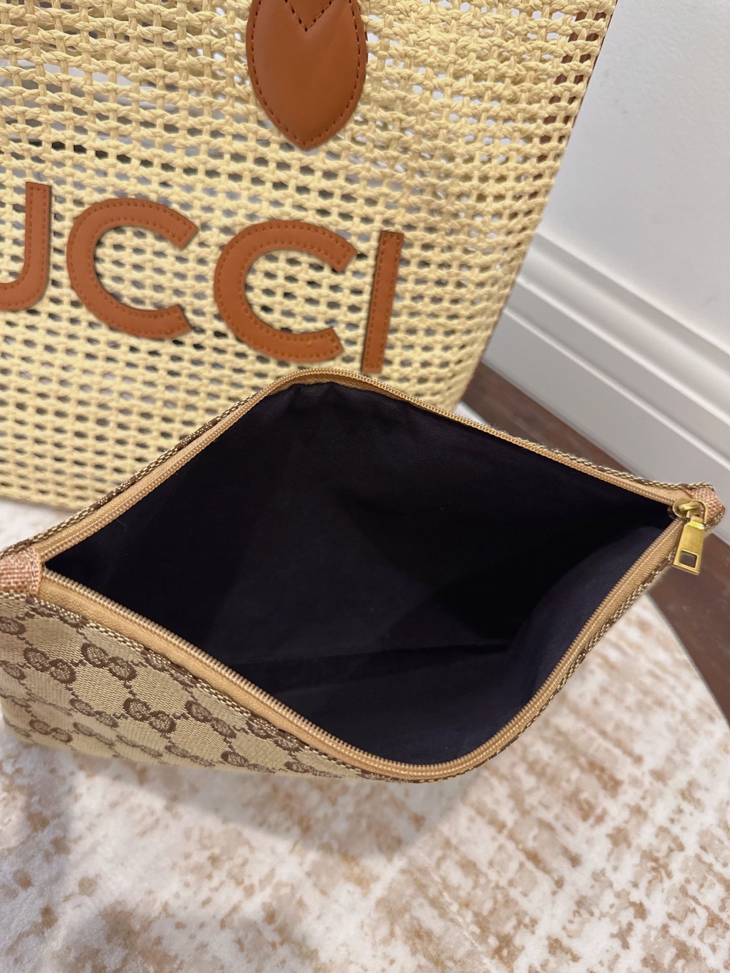 GUCCI 89$  code 306-7478-R gallery