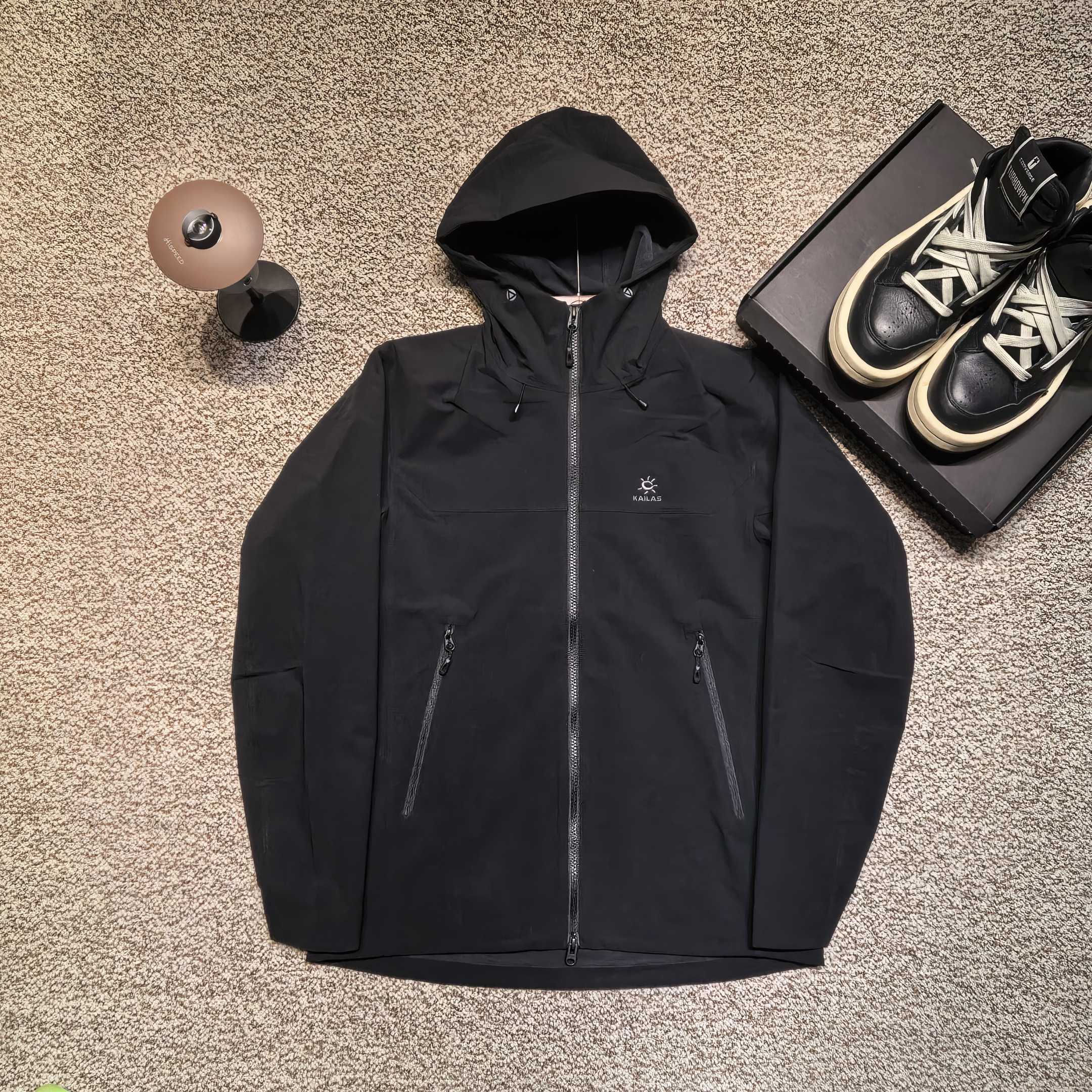 KAILAS  88.99$   code 420-7617-R gallery