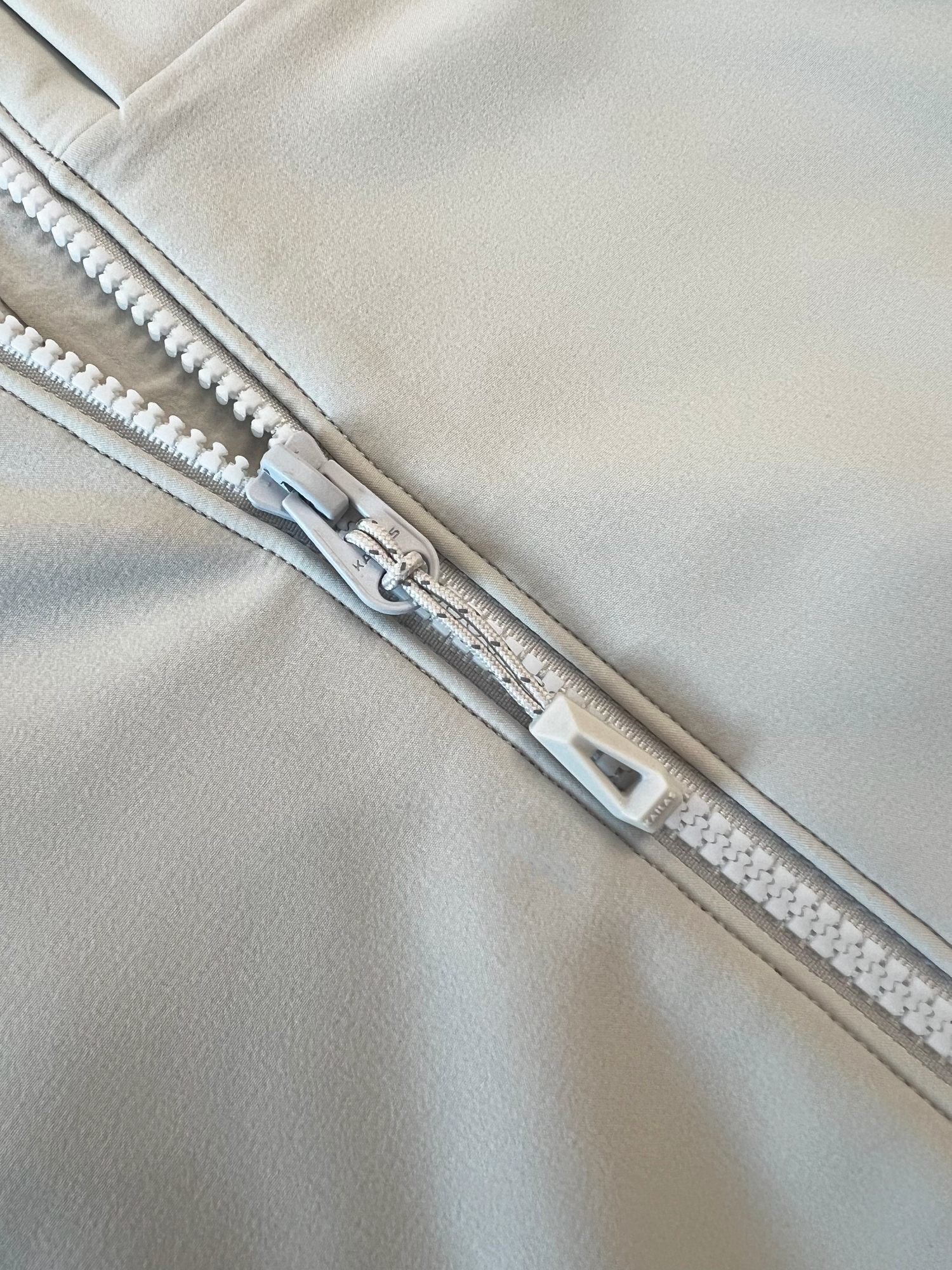 KAILAS  88.99$   code 420-7618-R gallery