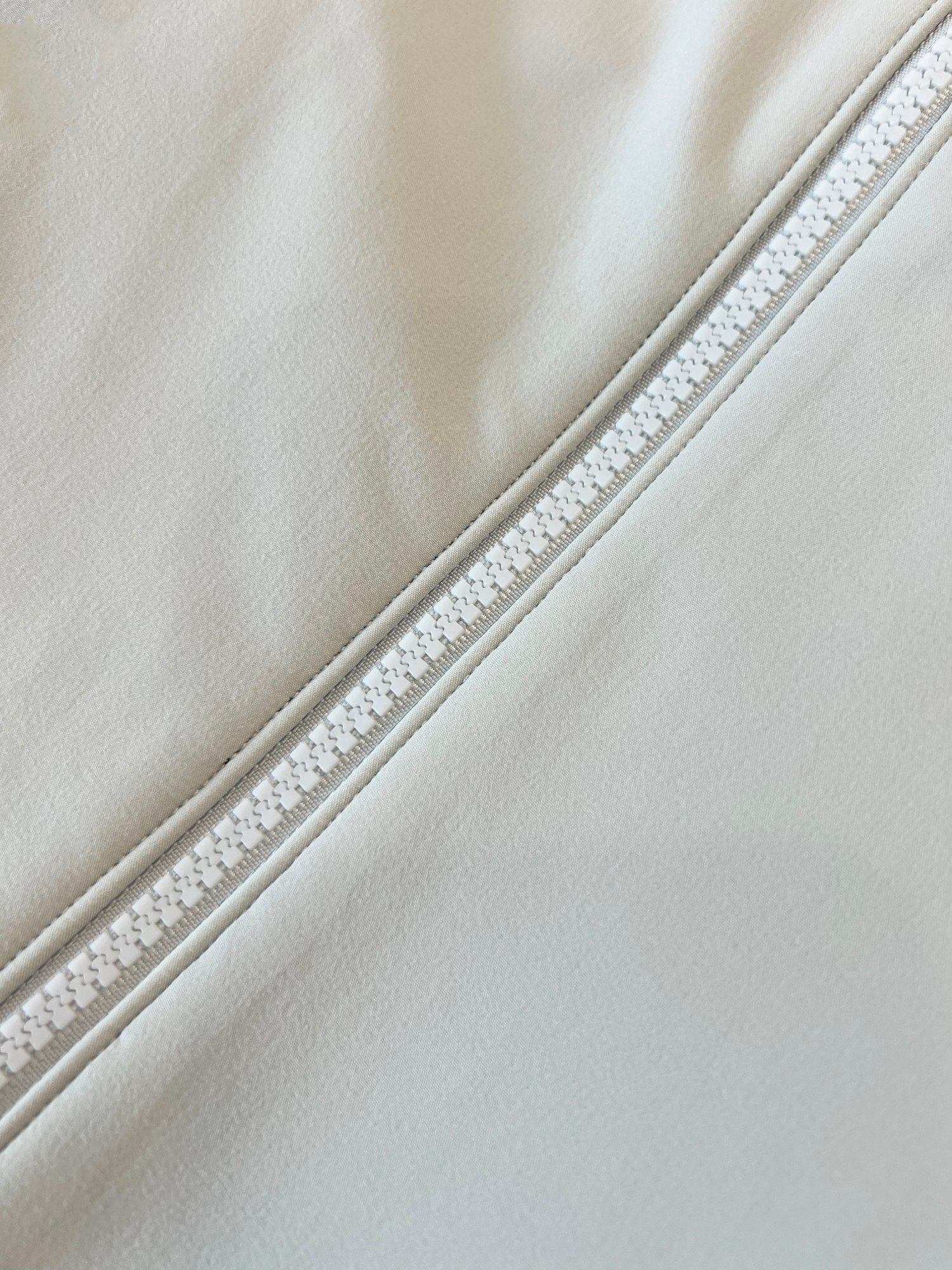 KAILAS  88.99$   code 420-7618-R gallery