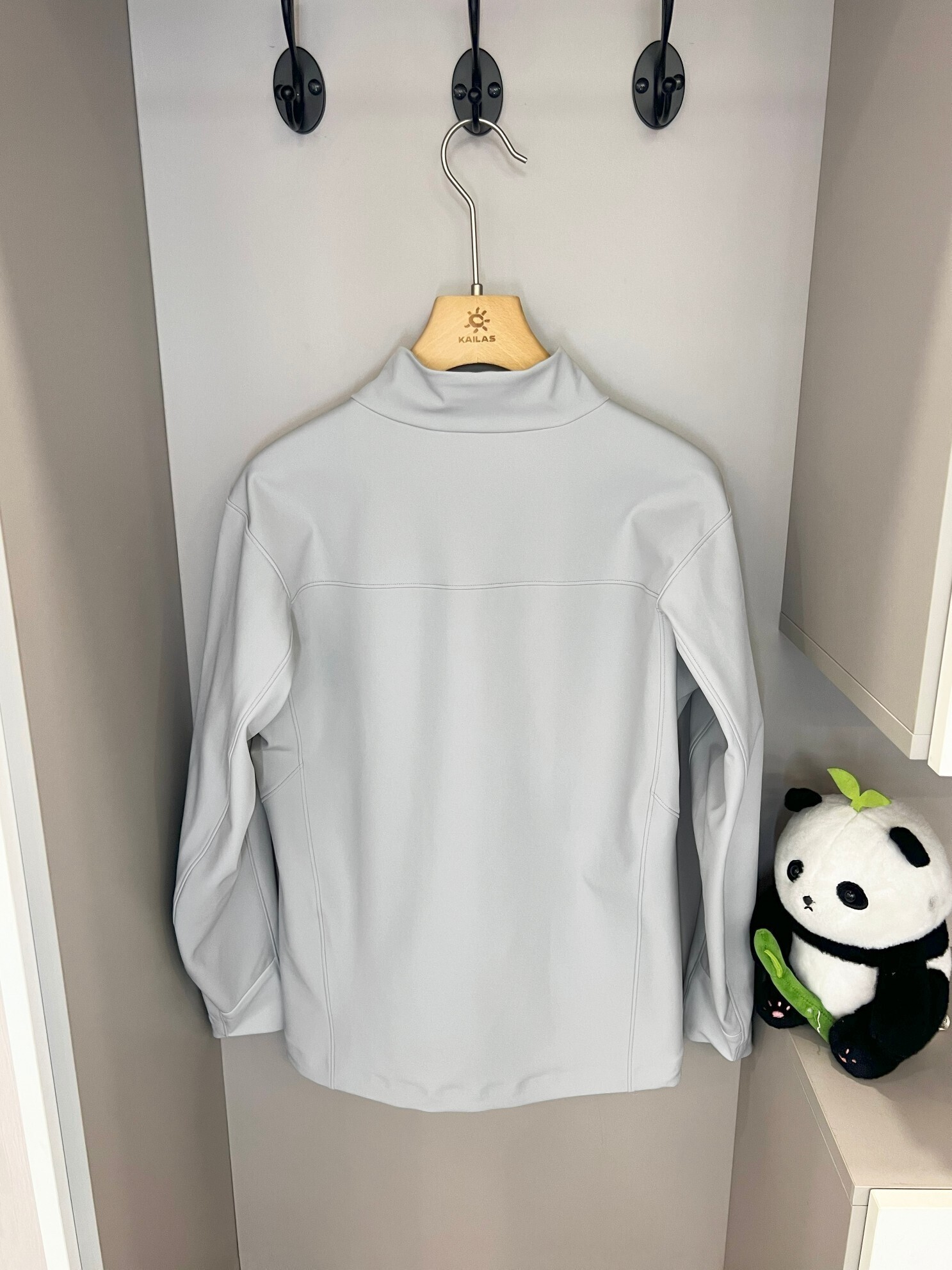 KAILAS  88.99$   code 420-7618-R gallery