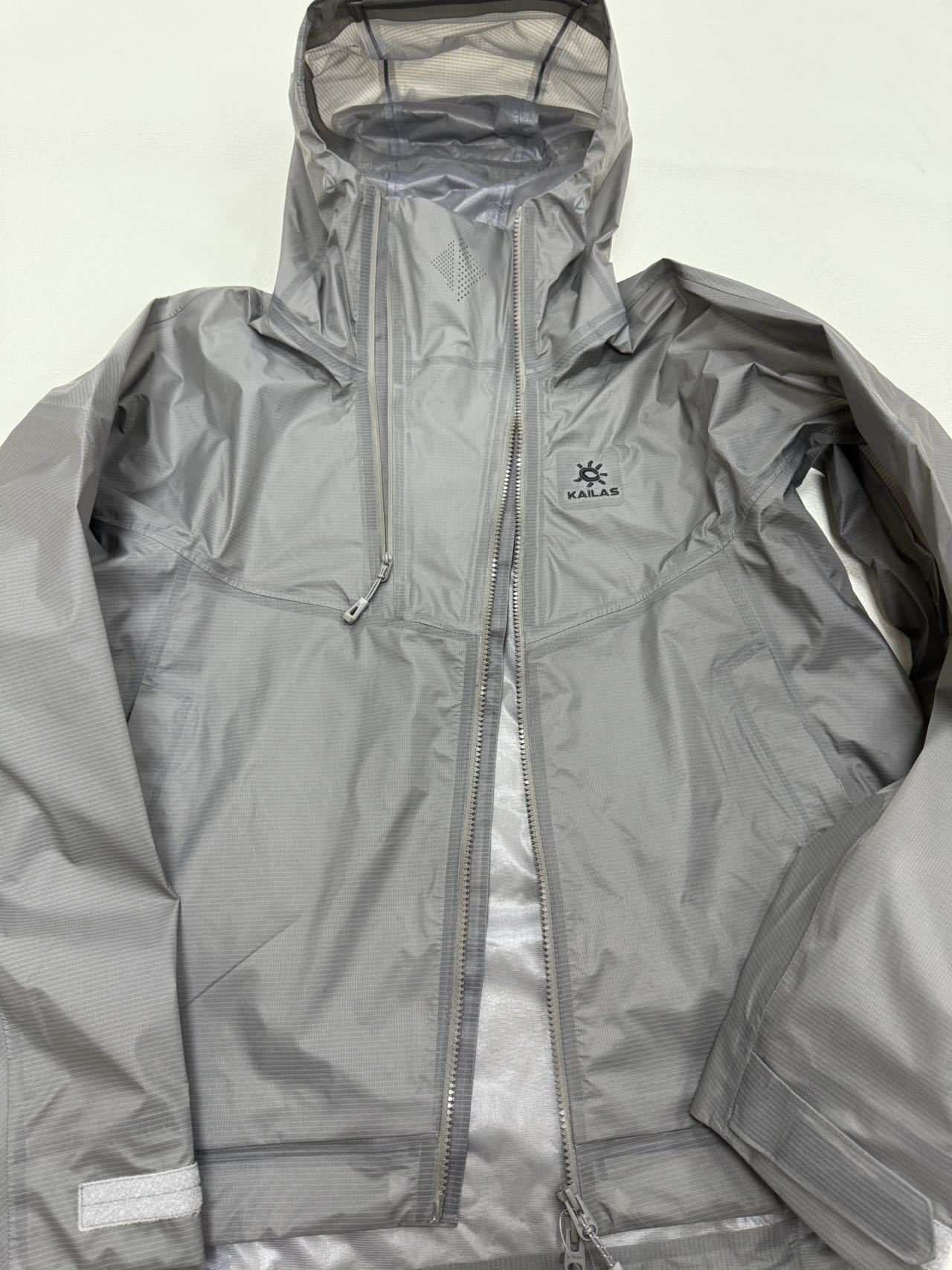 KAILAS  99.99$  code 420-7616-R gallery
