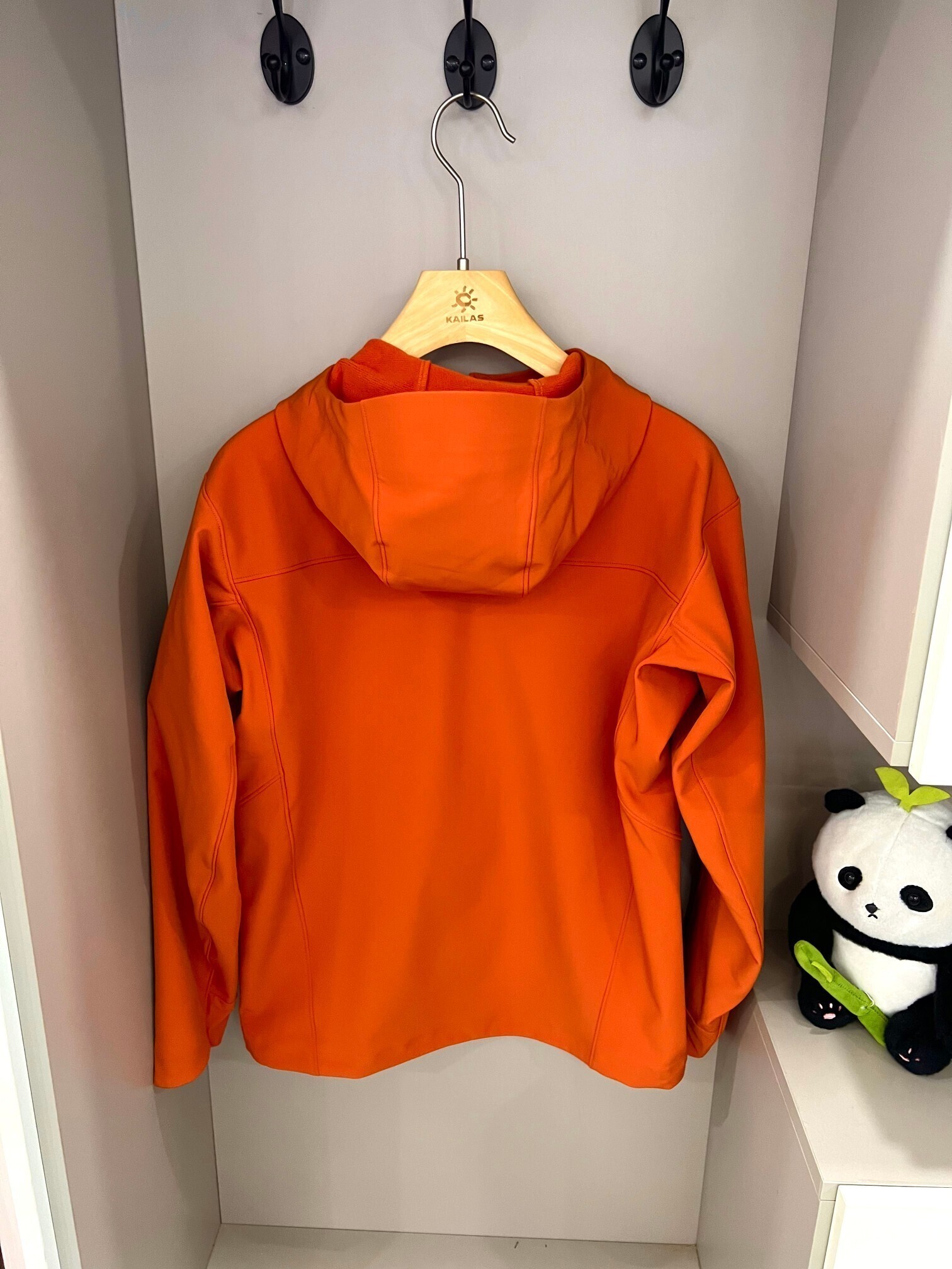 KAILAS 88.99$ code 420-7615-R gallery