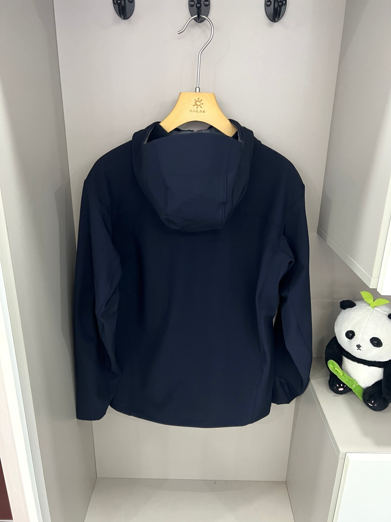KAILAS 88.99$ code 420-7615-R gallery