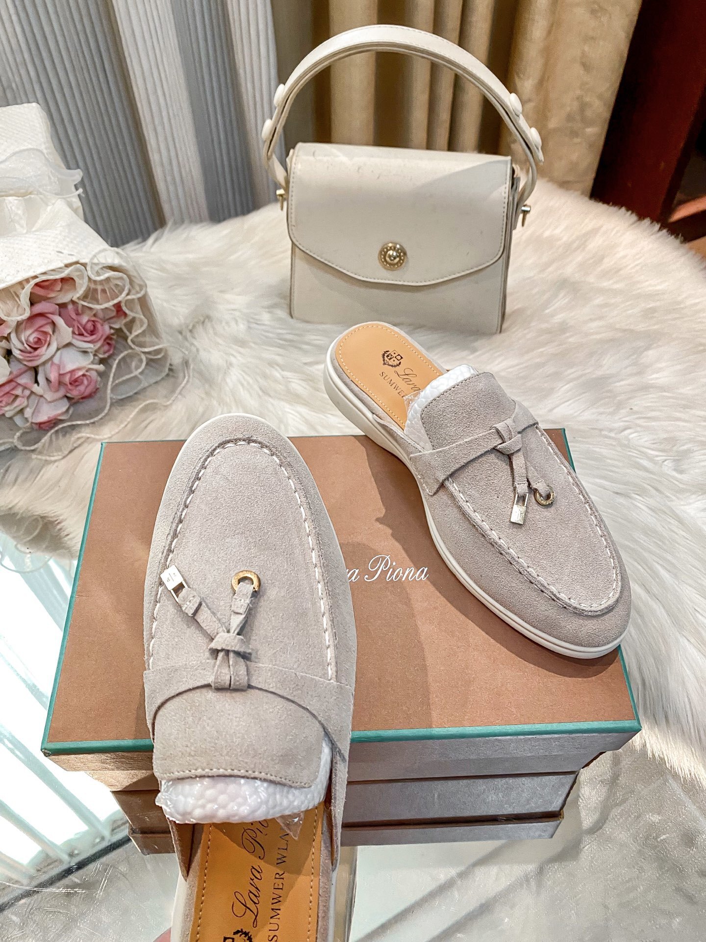 LORO PLANA  58.99$   code 449-7655-R gallery