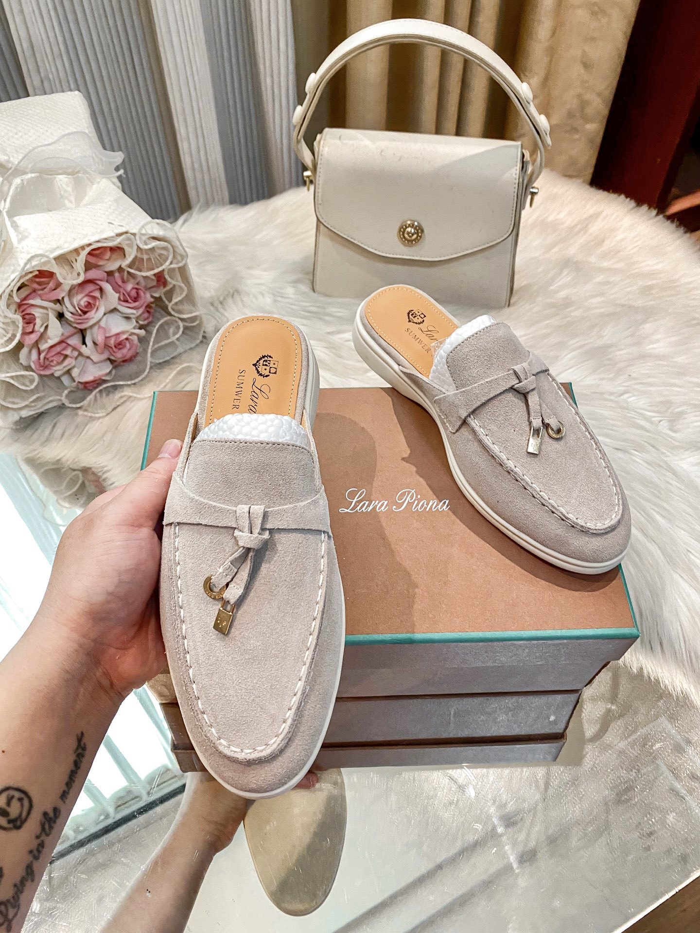 LORO PLANA  58.99$   code 449-7655-R gallery