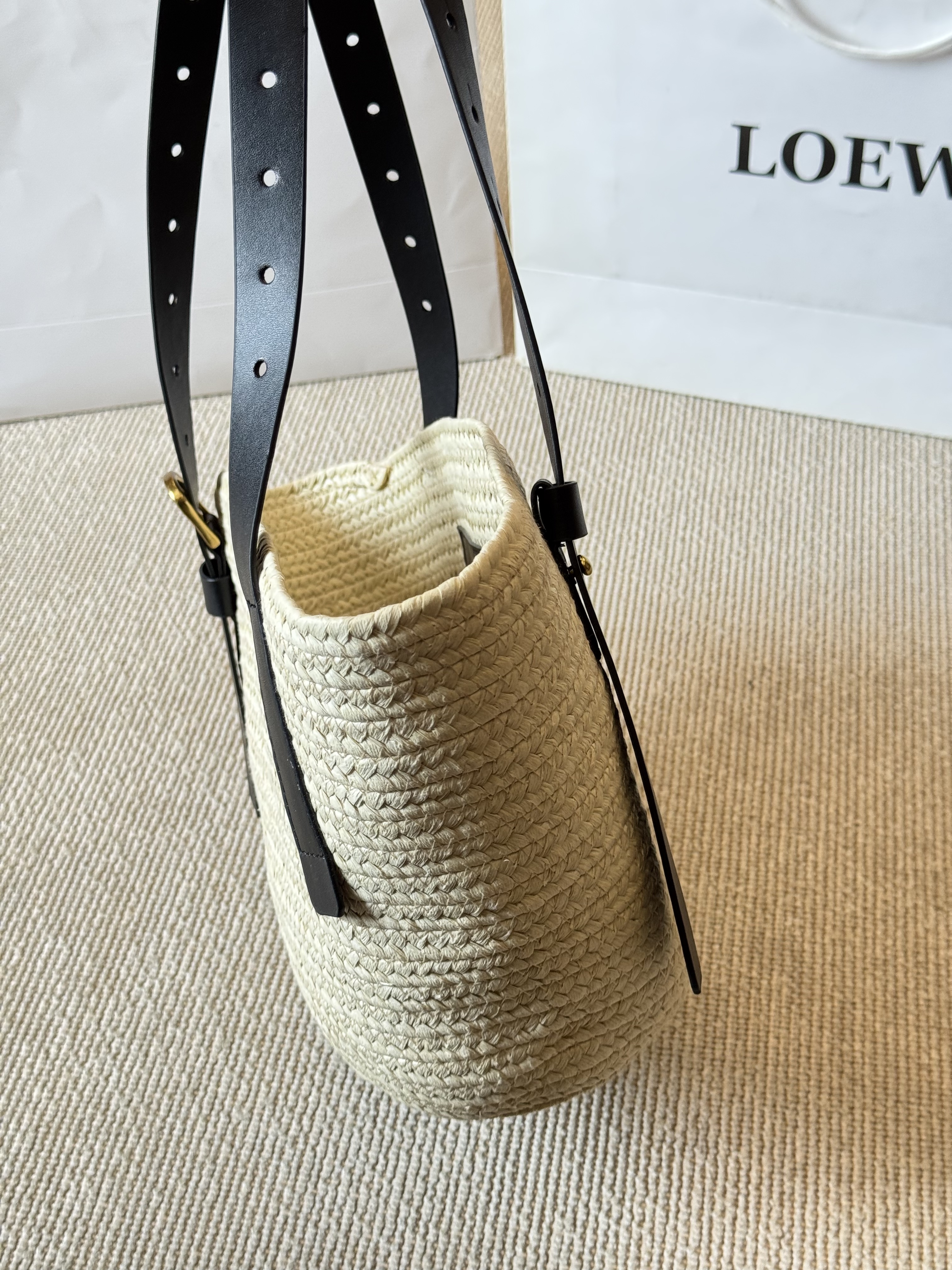LOWEW 65.66$  code 429-7595-R gallery