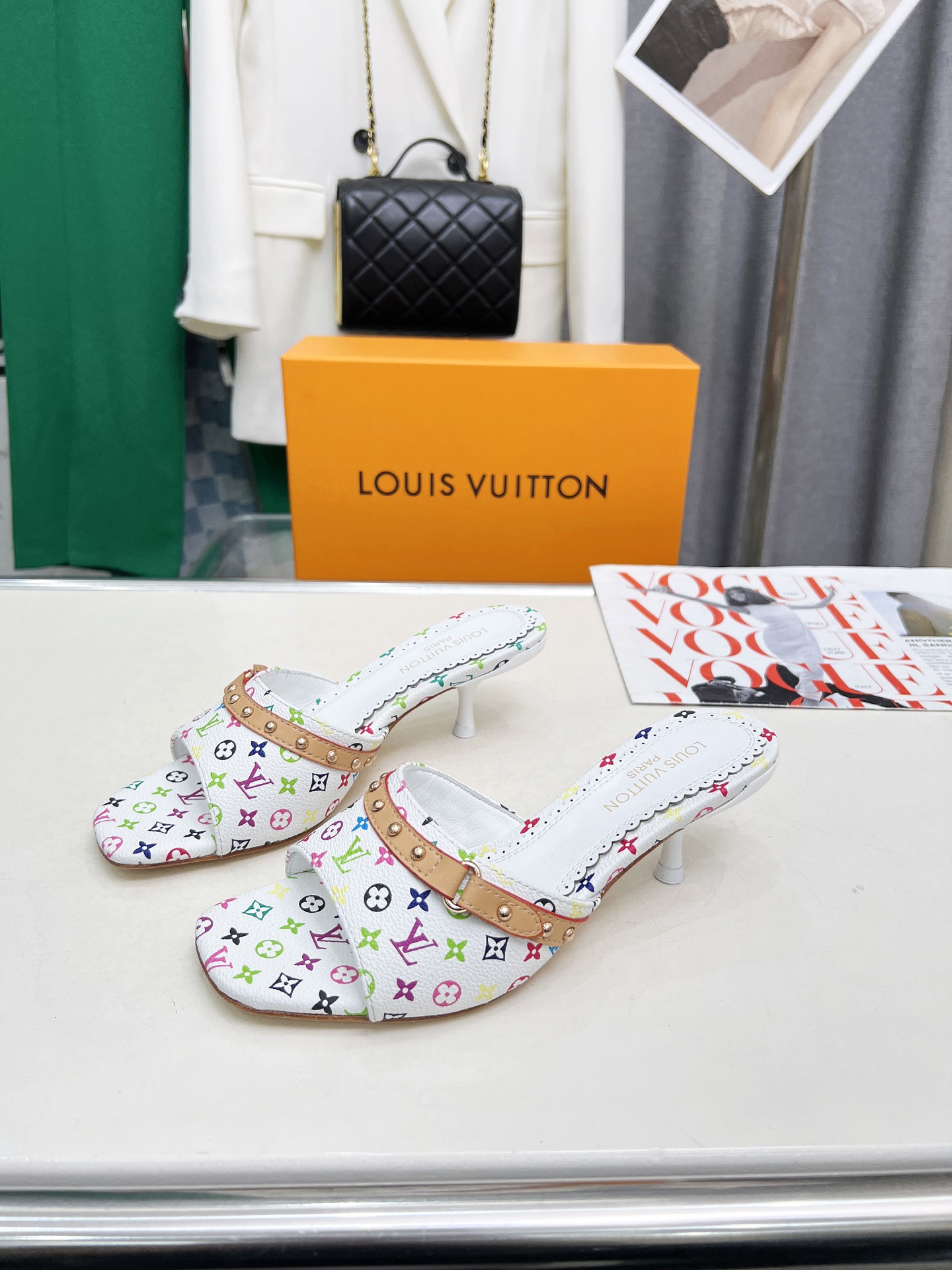 LV  45.99$  code 449-7532-R gallery
