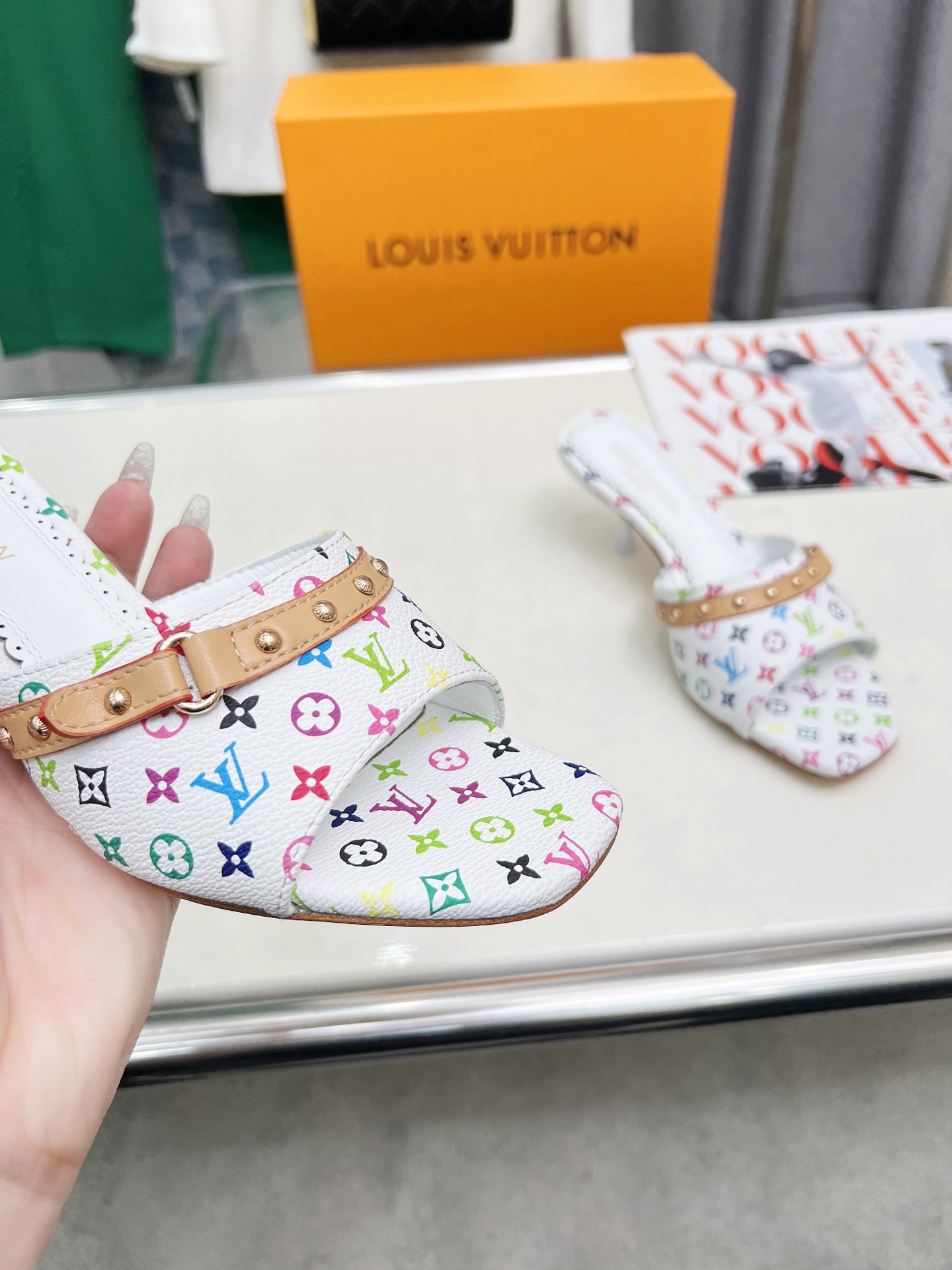 LV  45.99$  code 449-7532-R gallery