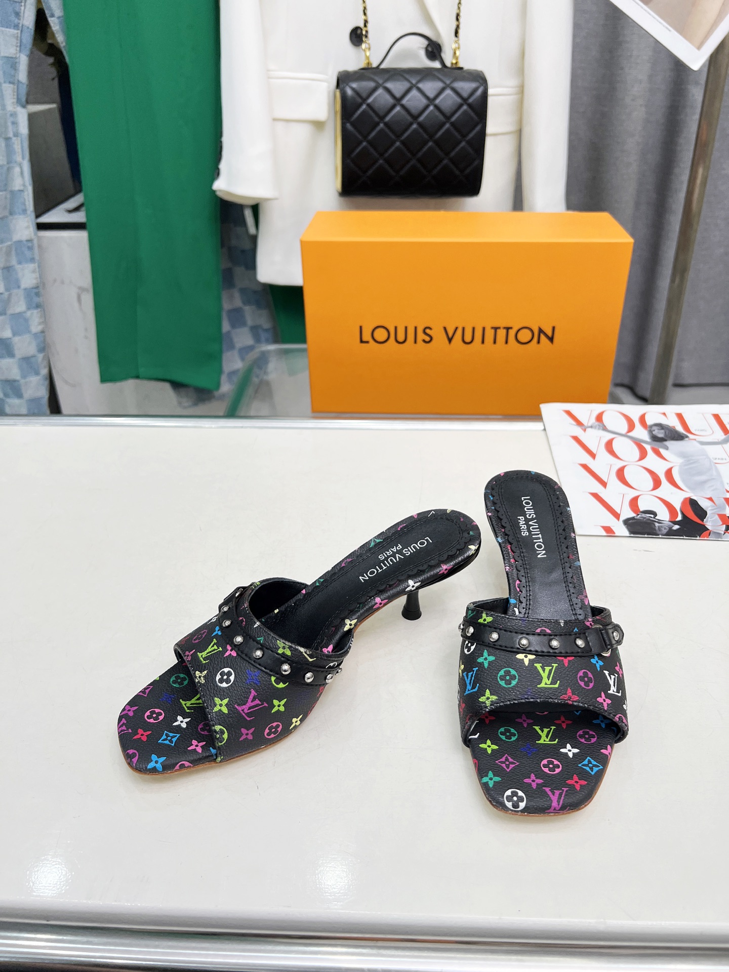 LV  45.99$  code 449-7532-R gallery