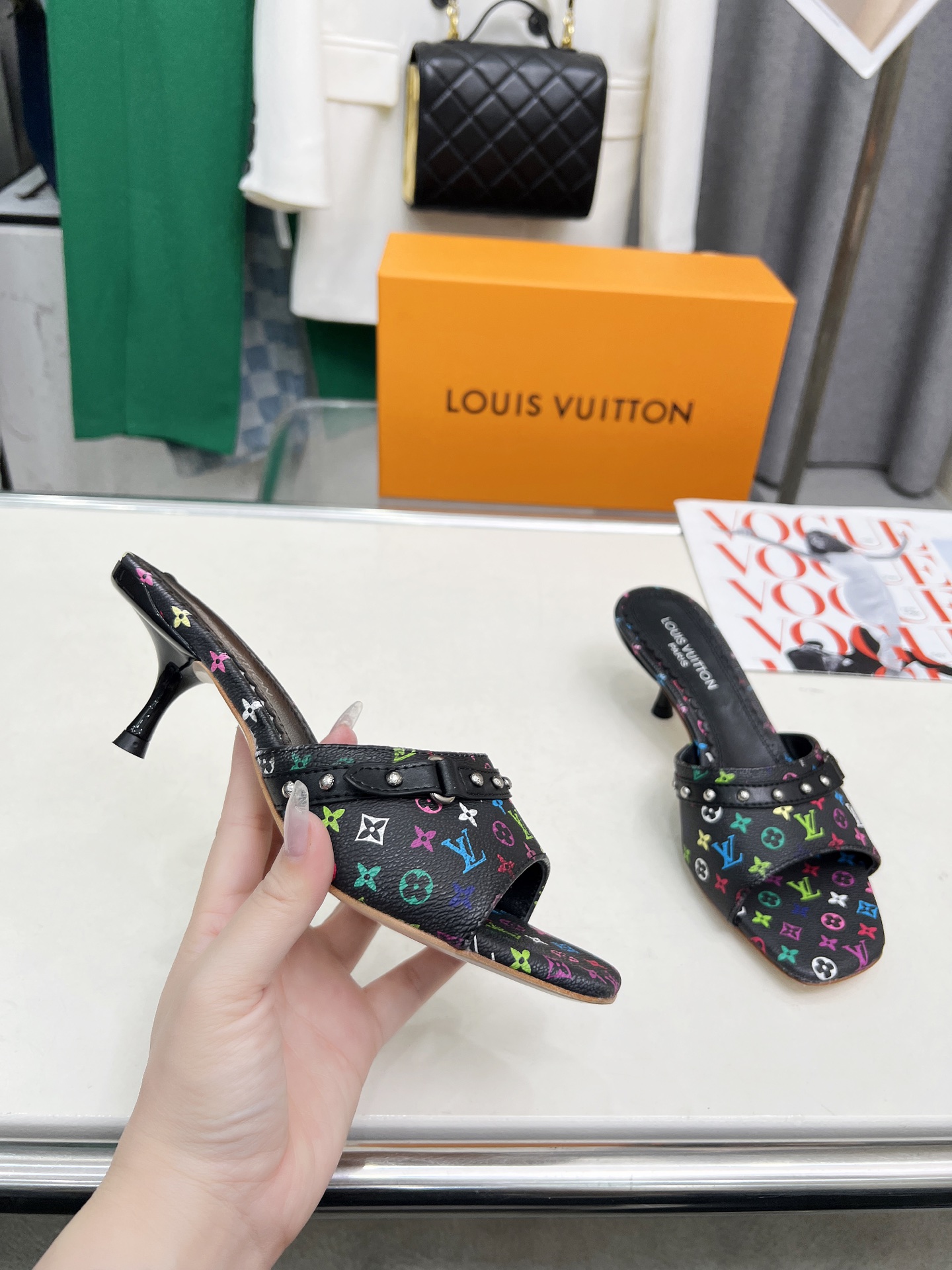 LV  45.99$  code 449-7532-R gallery