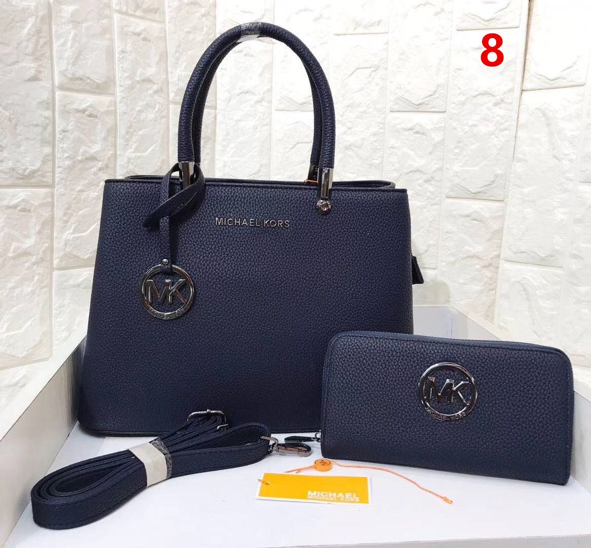 LV 36.61$   CODE 404-2094-R gallery