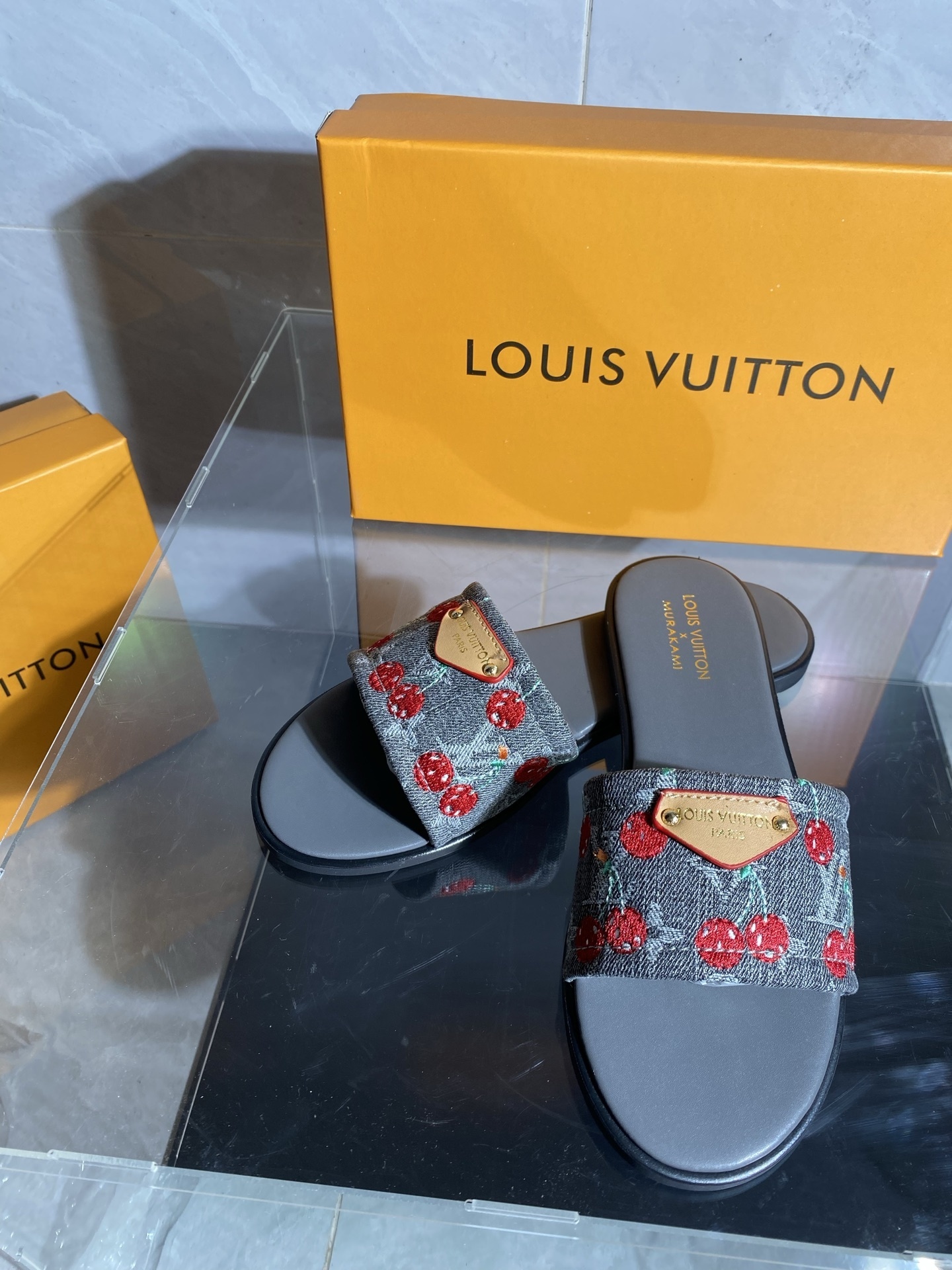 LV 39.99$  code 449-7657-R gallery