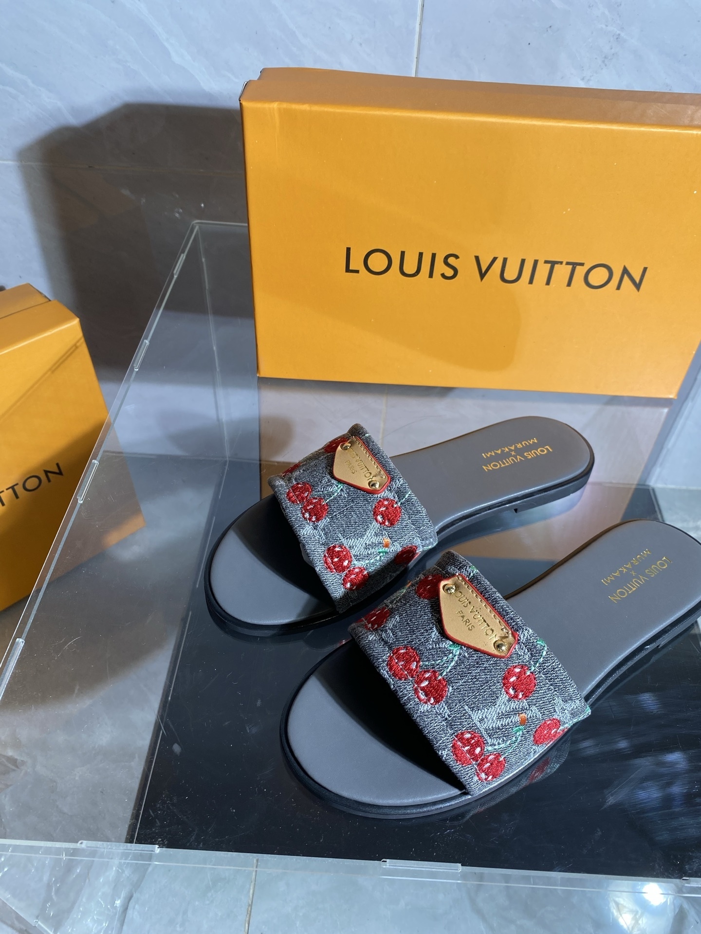LV 39.99$  code 449-7657-R gallery