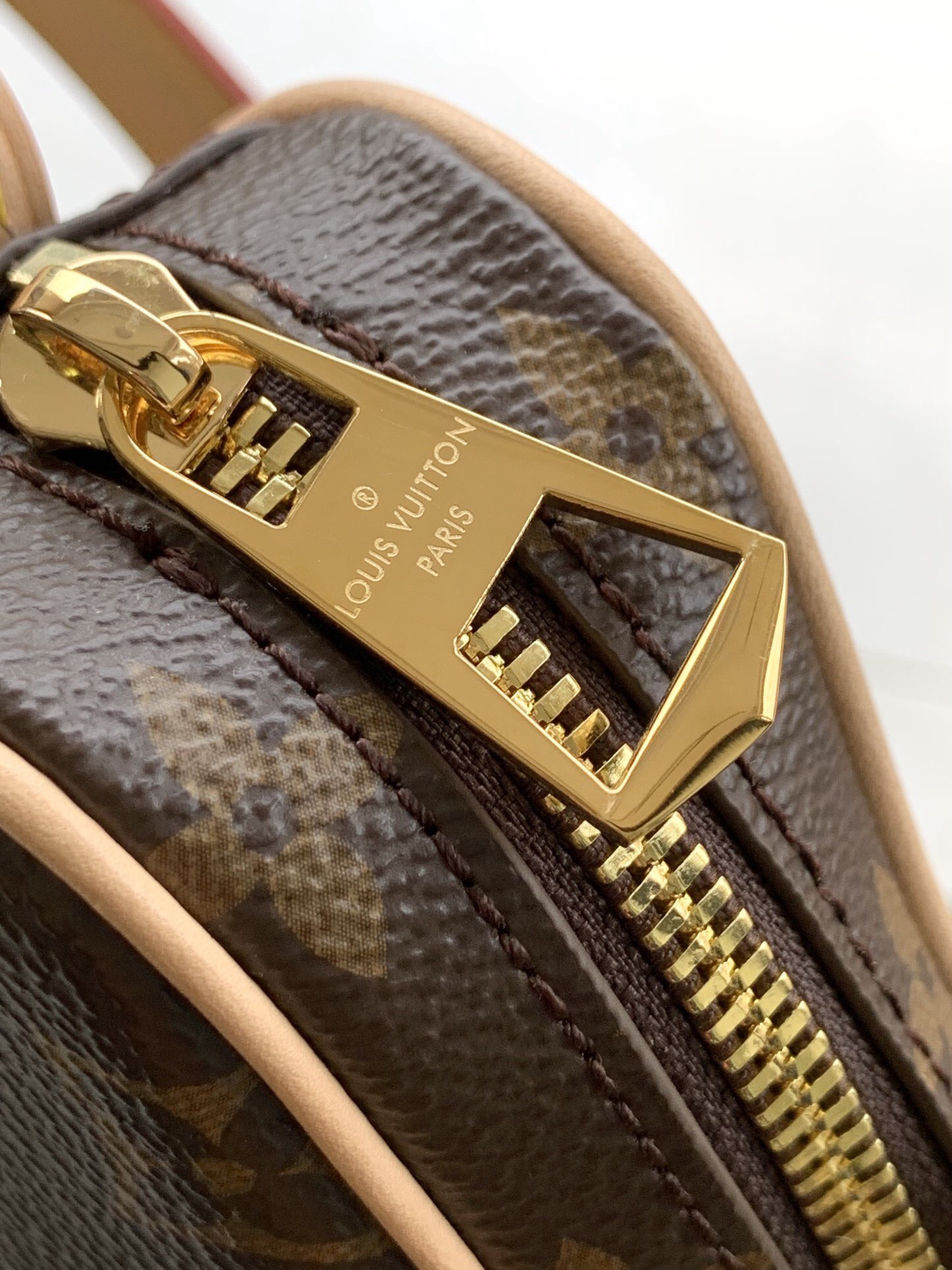 LV 65$  code 306-7494-R gallery