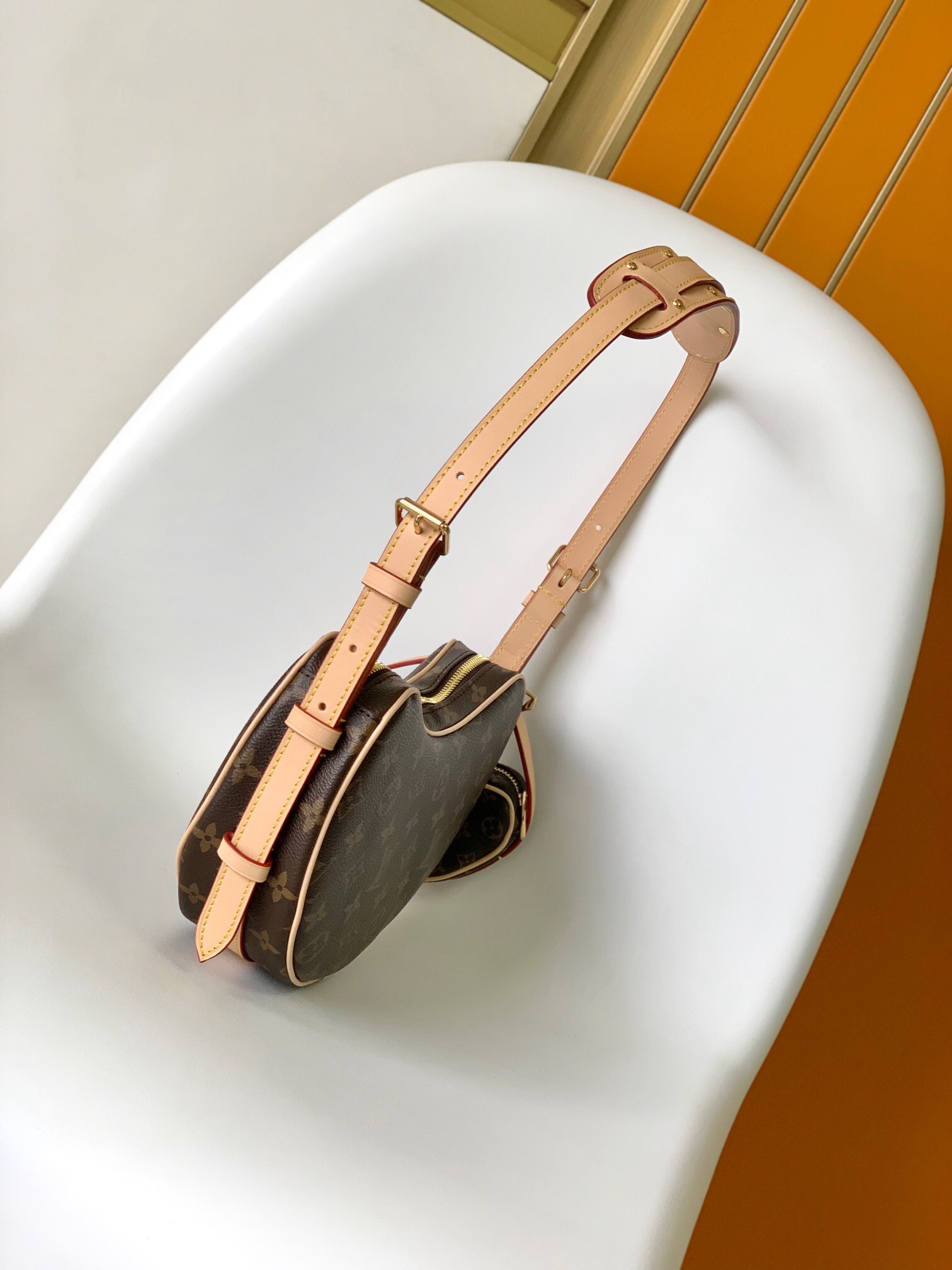 LV 65$  code 306-7494-R gallery