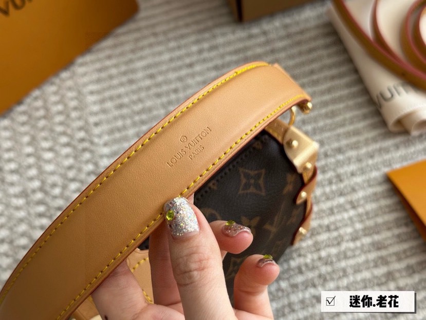 LV 69.9$  code 306-7493-R gallery